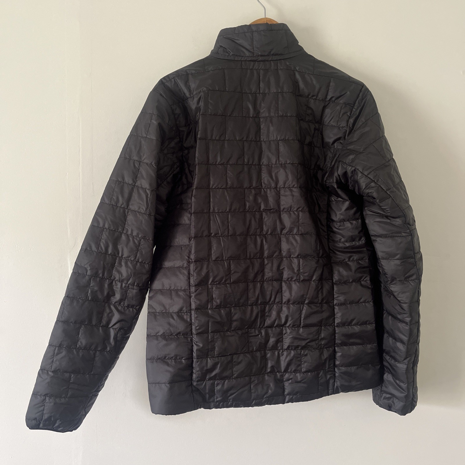 Patagonia Jacket Men’s Large Black Nano Puff Insulated Jacket 84213 SP26 – NWT