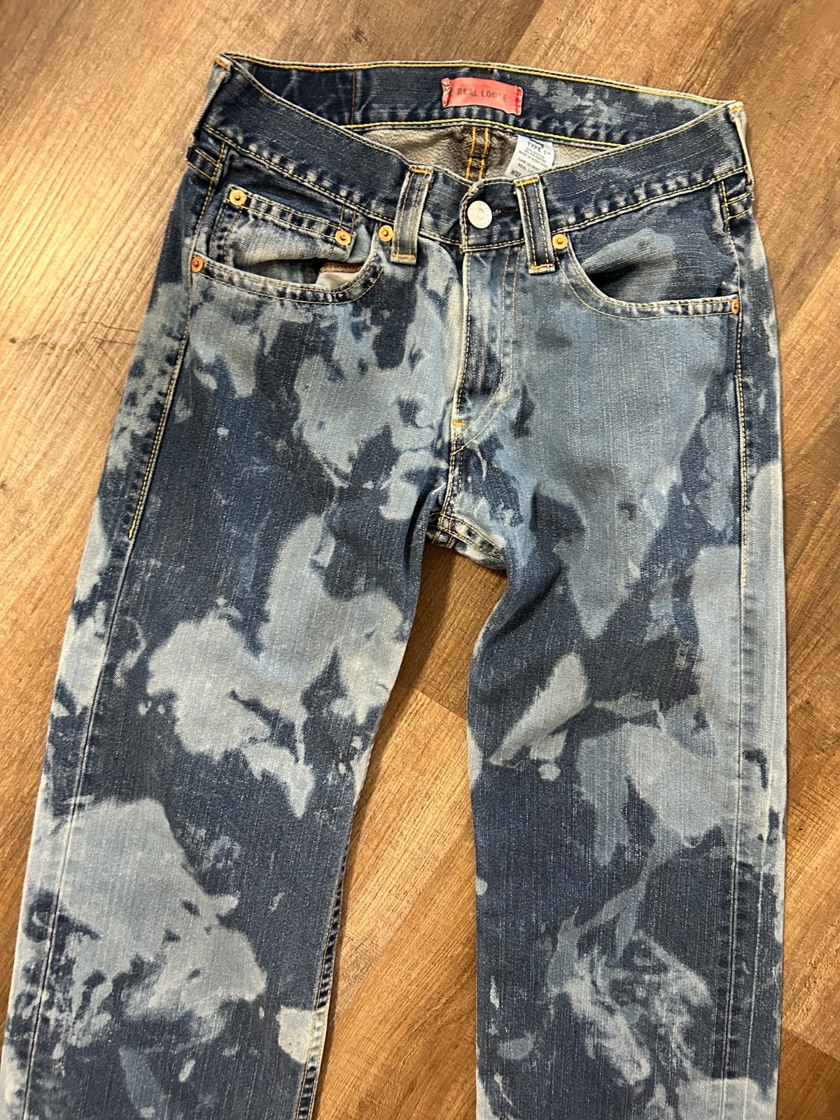 Levi’s Type 1 Real Loose EUC vintage blue bleach splatter low rise jeans 32 30
