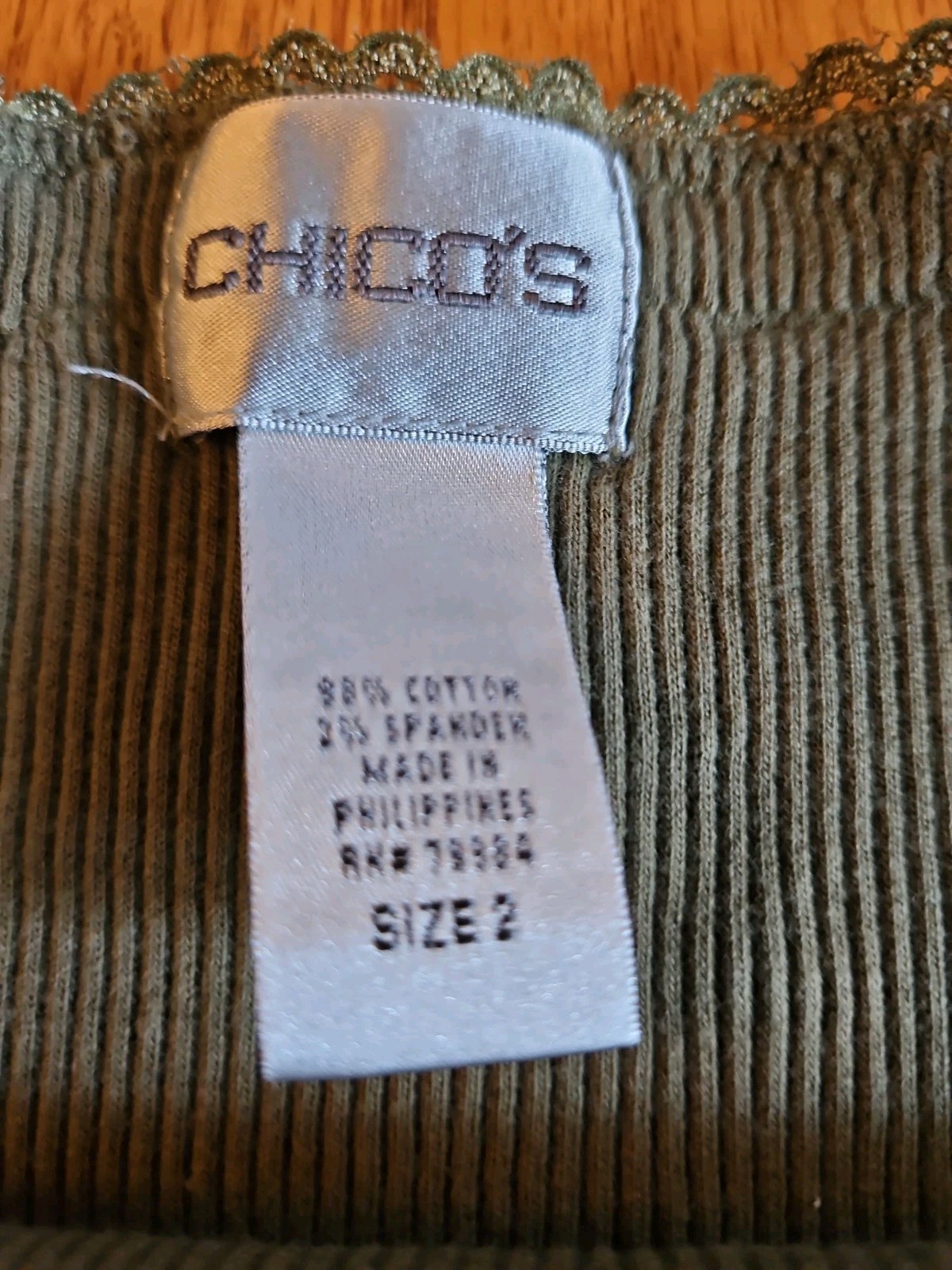Chico’s Size 2 Bundle, 5 Shirts, 1 Pair of Pants, EUC