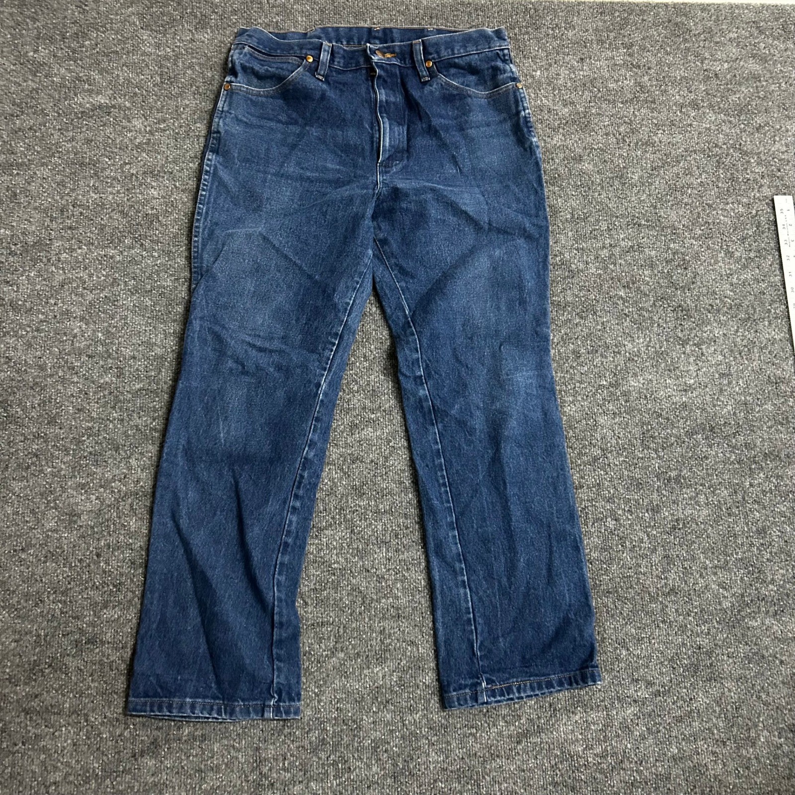 Wrangler Jeans Mens Size 34 Blue Cowboy Cut Slim Fit Straight Leg Denim 936DEN