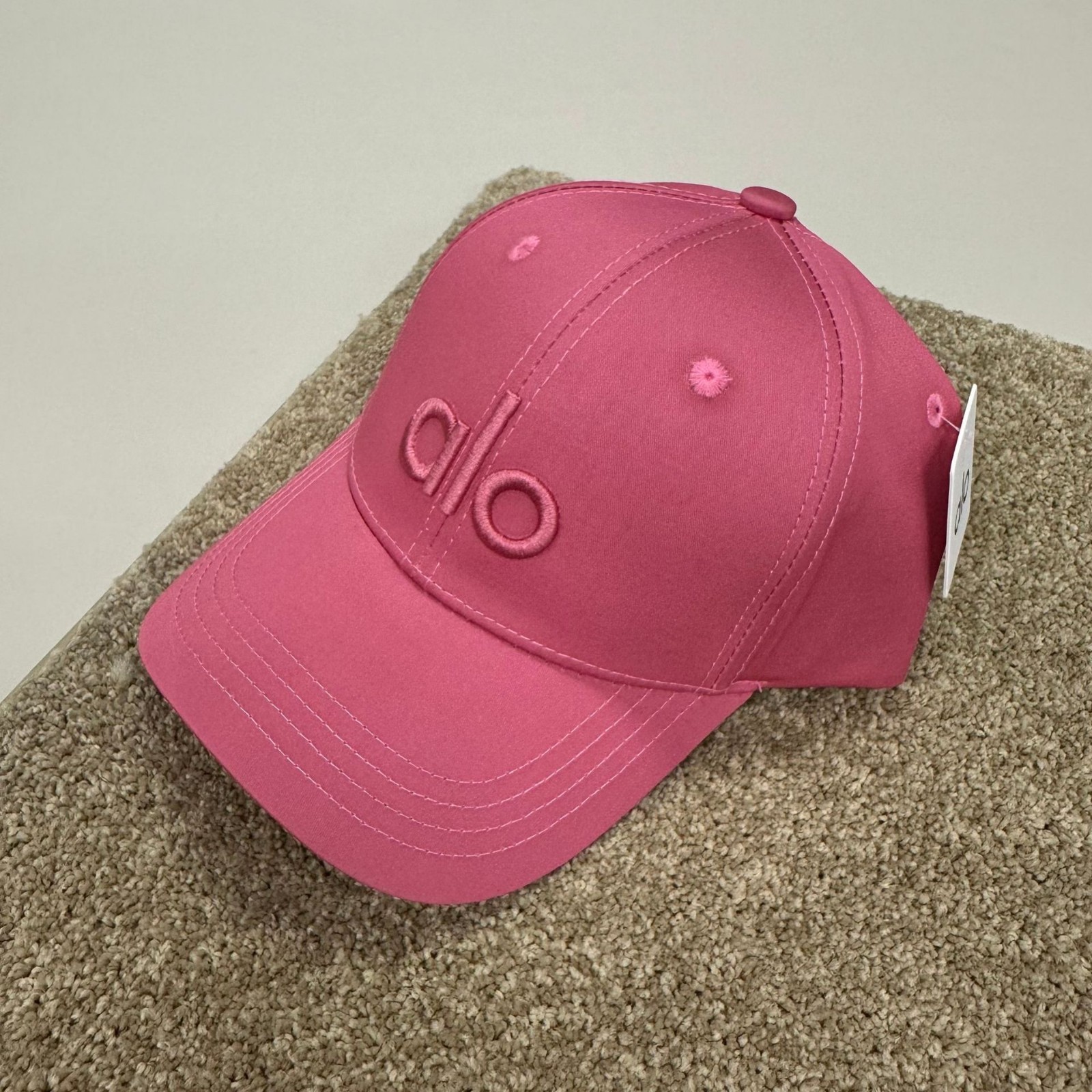 Alo Yoga Hat Performance Off Duty Cap One Size Adjustable