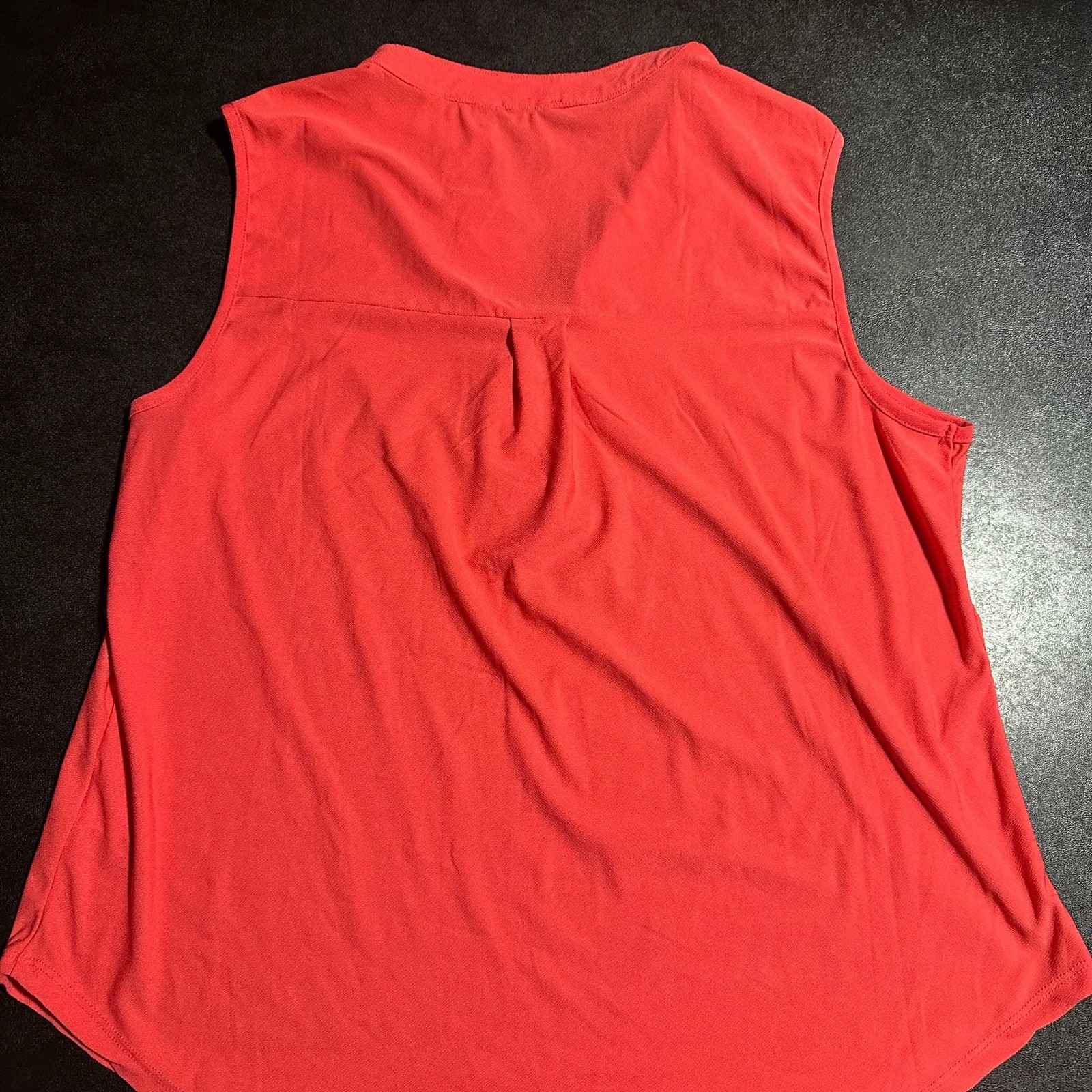 A.U.W. LANY Women’s Red Sleeveless Notch Neck Blouse