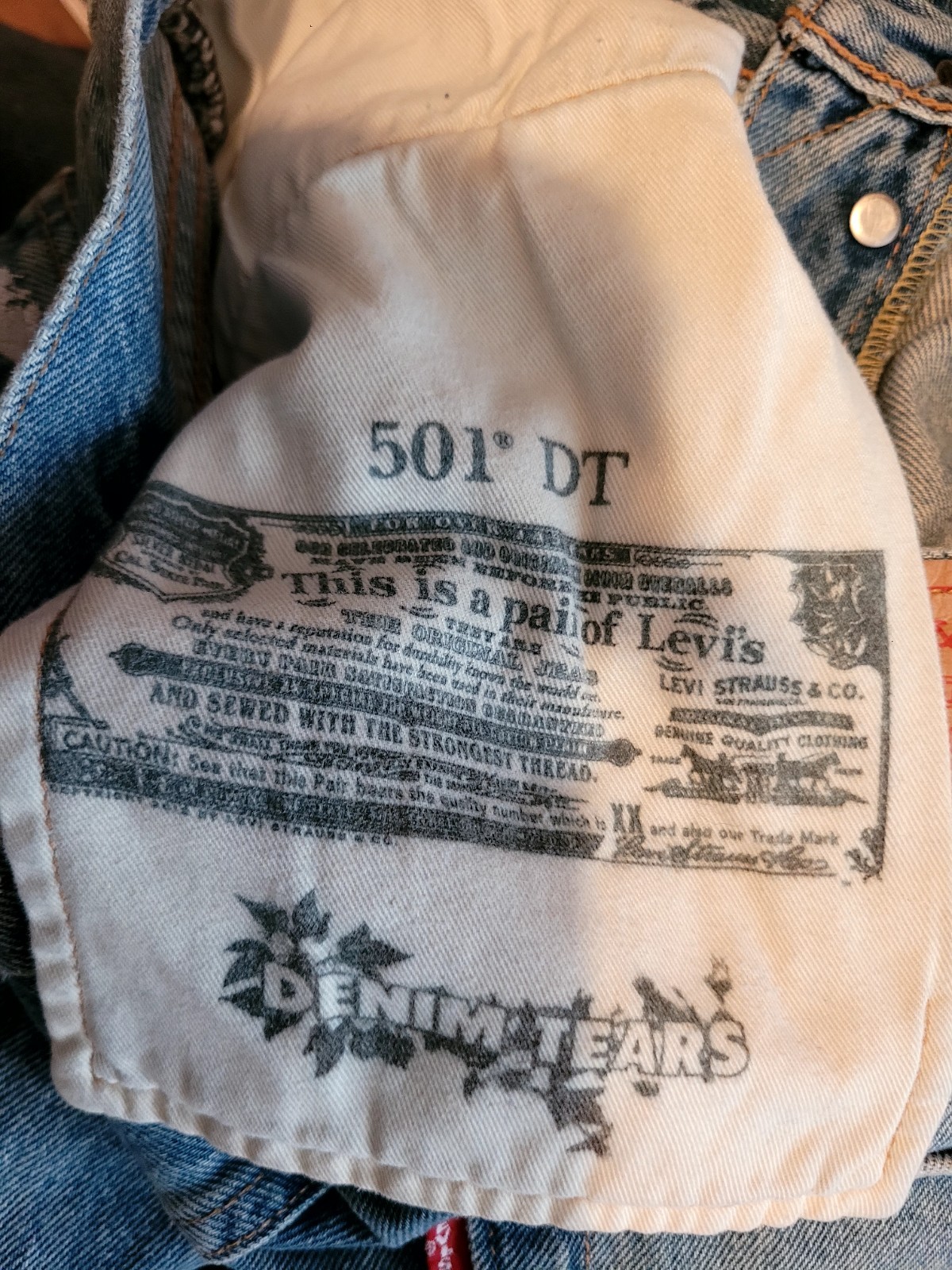 Levi’s 501 DT Denim Tears Cotton Wreath Jeans Levi’s Big E |28×30| Button Fly