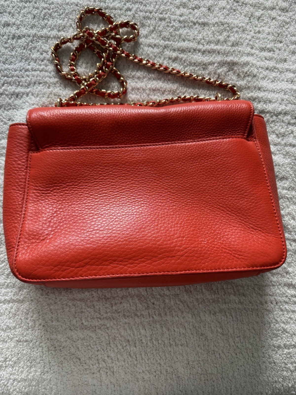 Tory Burch Orange Pebbled Shoulder Bag Magnetic Closure Gold Chain Strap Logo