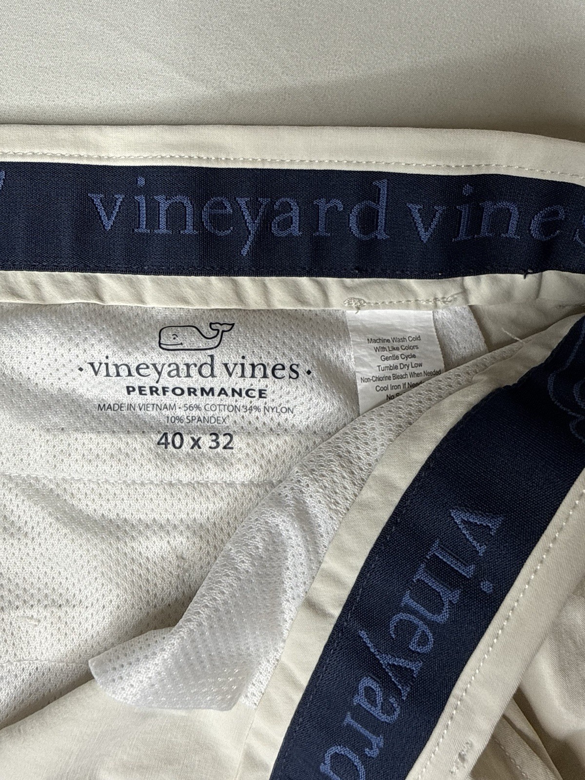 Vineyard Vines Stone Off White Performance Flat Front Stretch Pants Size 40×32