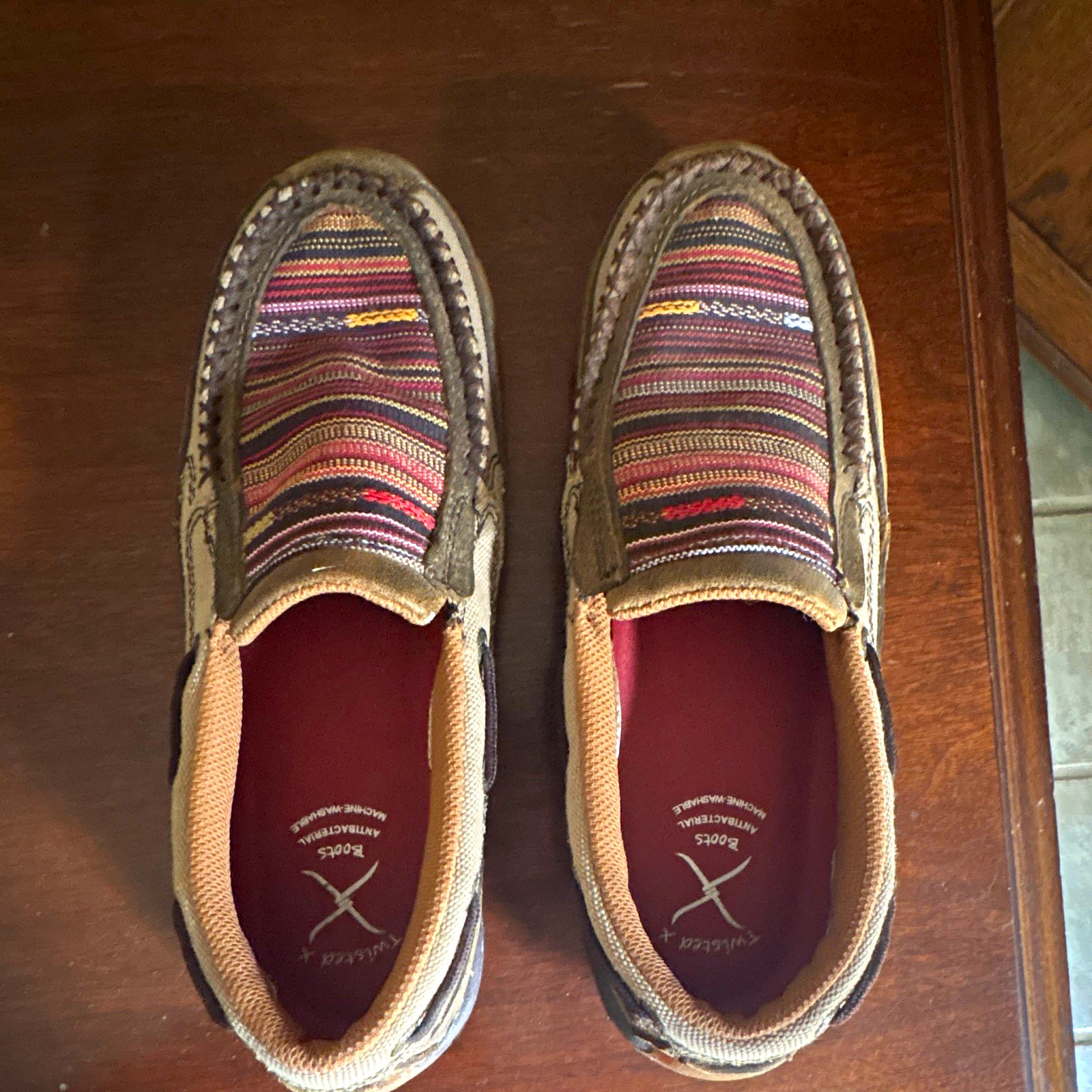 Twisted X Eco Women’s Slip-On Loafer Striped Canvas Leather 7.5 M
