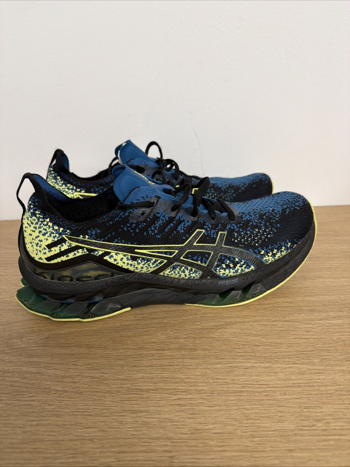 Asics Gel-Kinsei Blast Shoes Mens Size 11 Black Sneakers Running Athletic