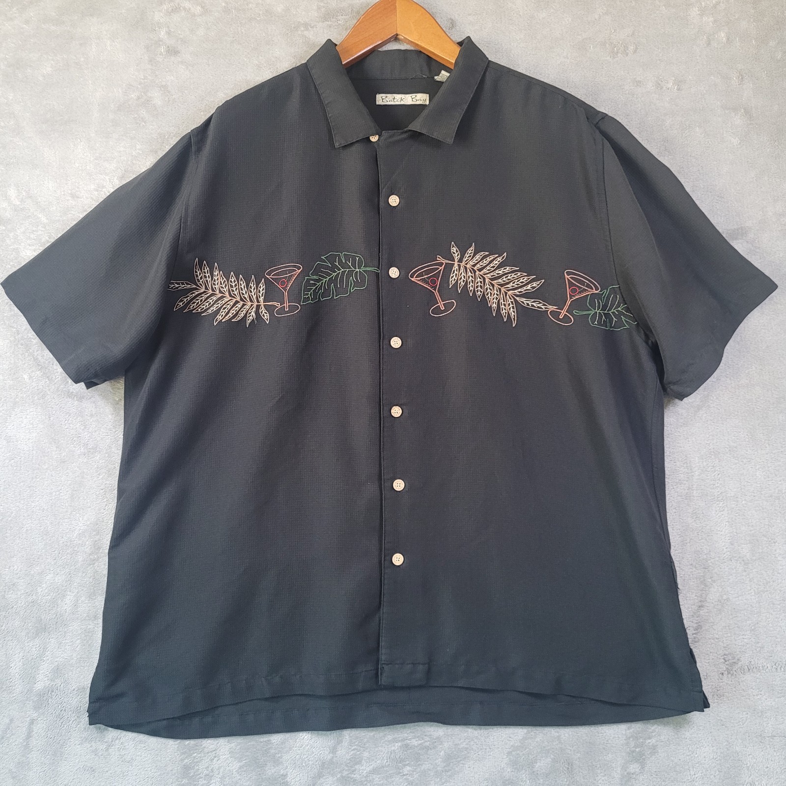 Batik Bay Men’s XL Black Embroidered Martini Tropical Camp Shirt Rayon Blend