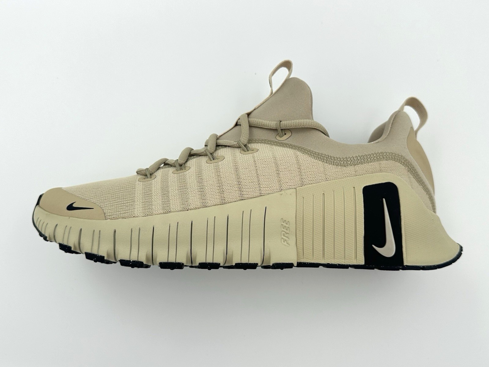 Nike Free Metcon 6 Men’s Size 9.5 Light Desert Khaki Brown Black FJ7127-200