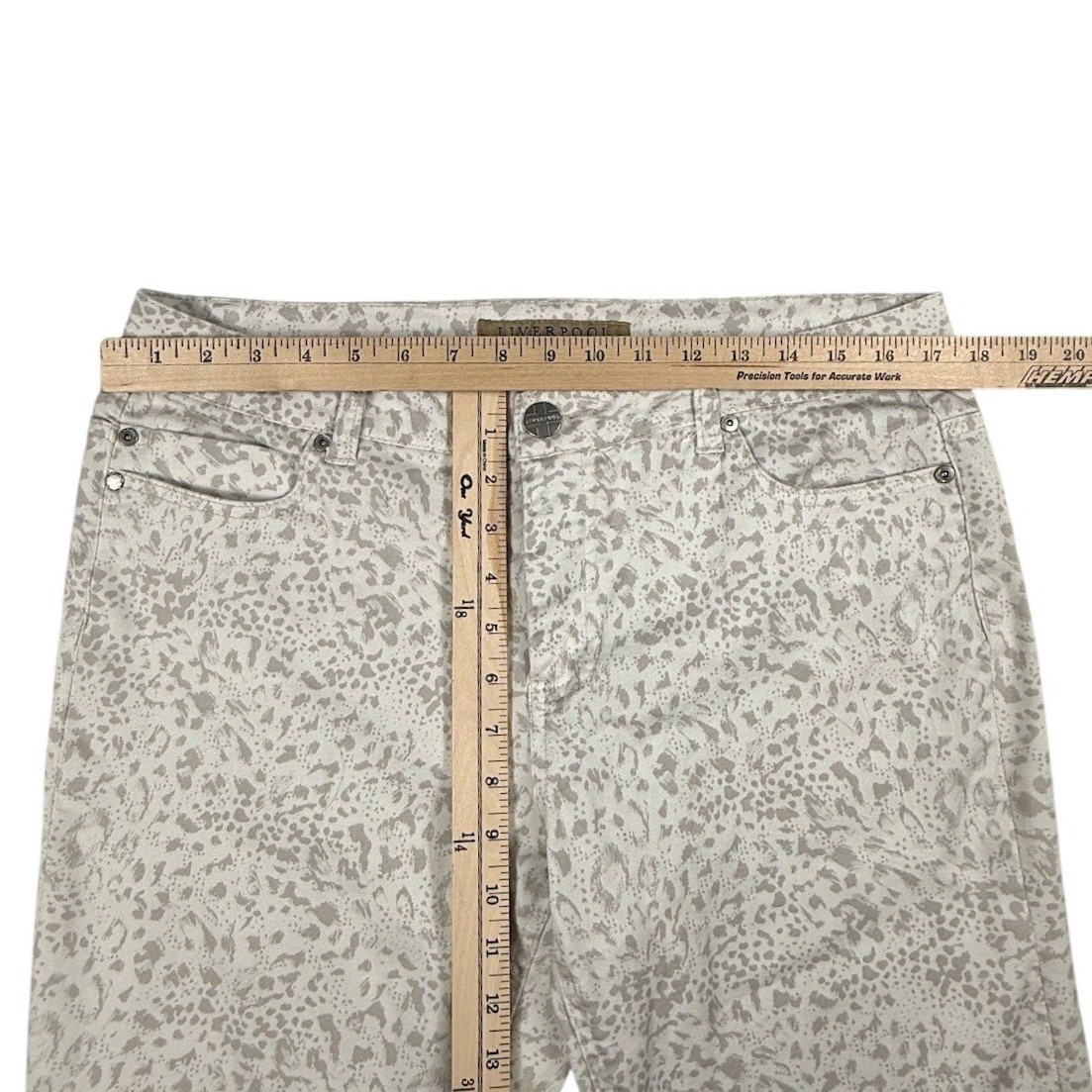 Liverpool Jeans Chic Tan Leopard Print Straight Leg Pants Womens 32/14 LM1005P50