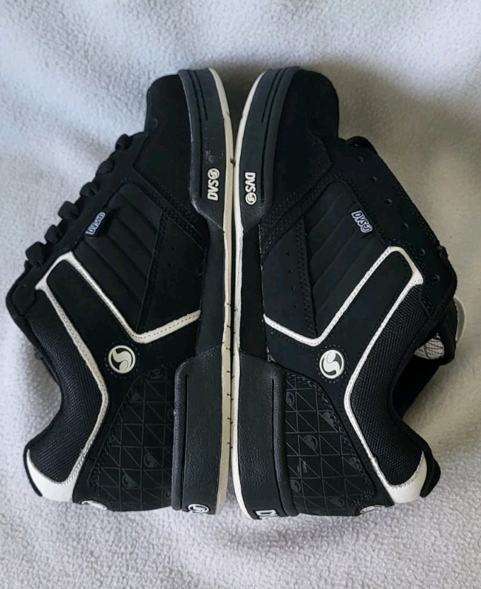 Vintage Y2K DVS Transom Skateboarding Chunky Sneakers Shoes Size 9 Mens