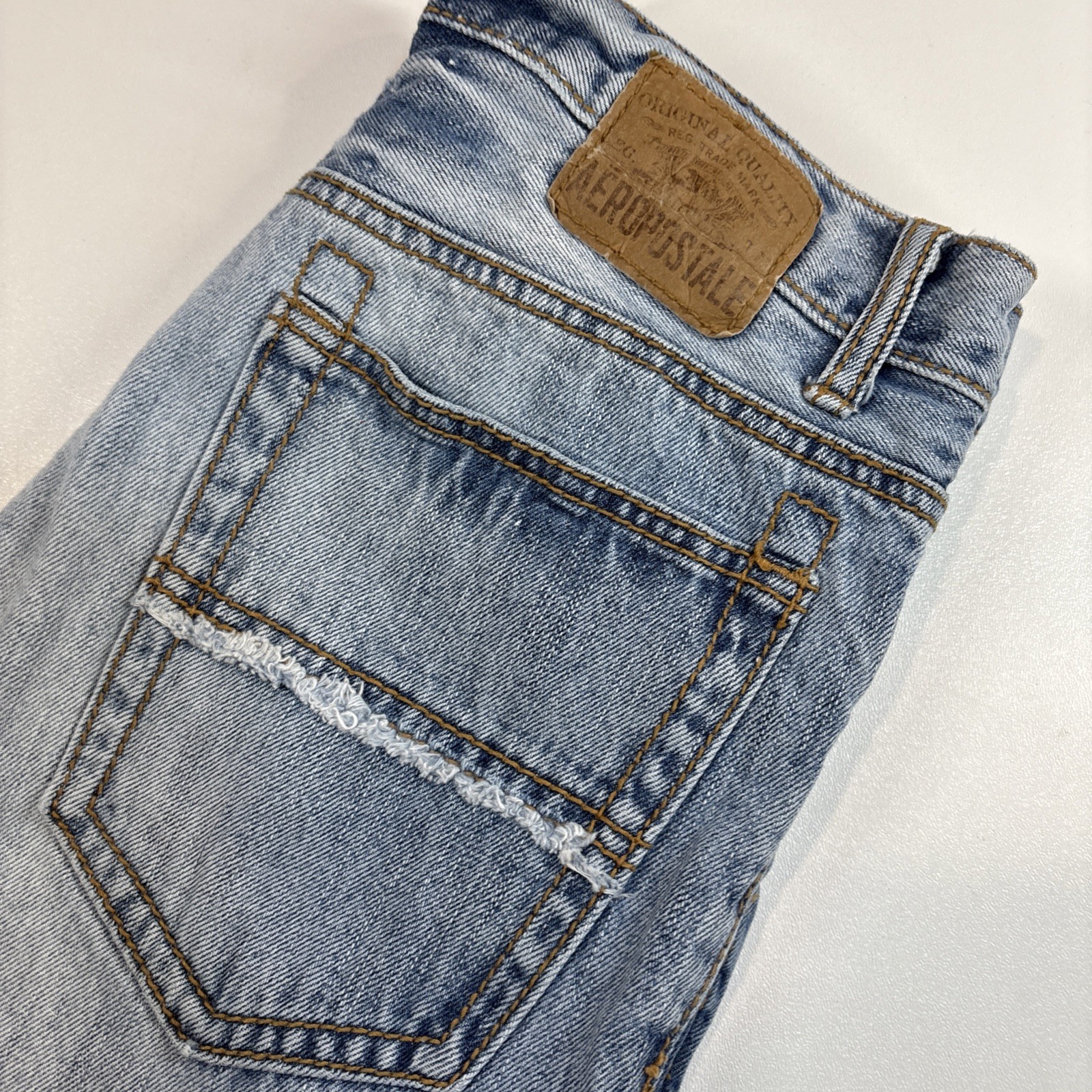 Aeropostale Jeans Mens 29×32 Blue Slim Fit Bootcut Driggs Distressed Medium Wash