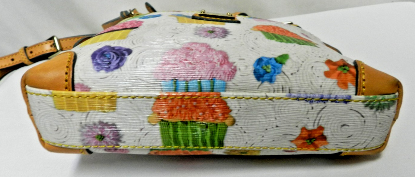 Dooney & Bourke Canvas w/ Leather Cupcake Crossbody bag purse zip top front pkt