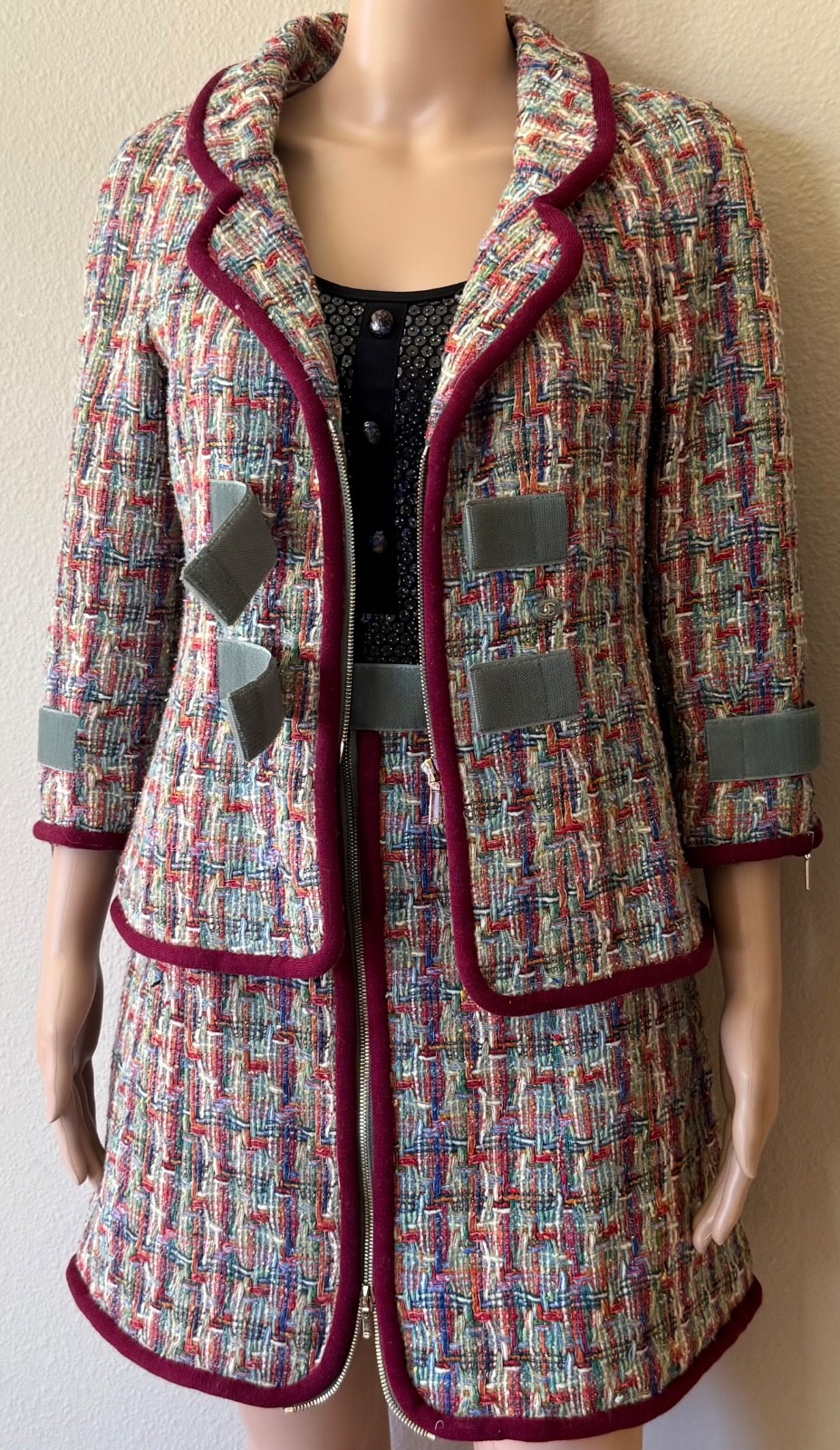 11K Authentic Chanel 2017 Spring “Data Center” Runway Fantasy Tweed Skirt Suit