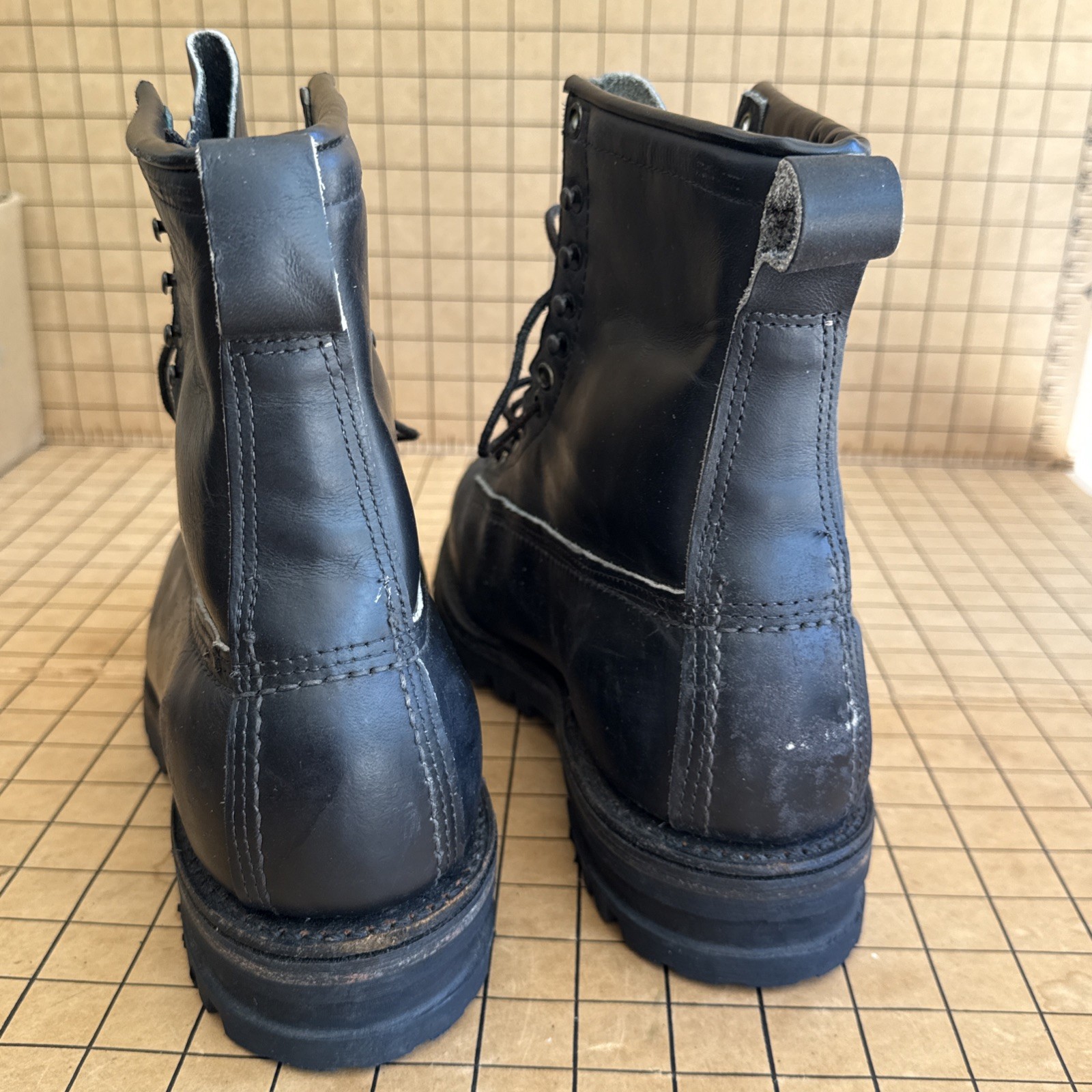 Size 10D Chippewa Military SEE PICTURES