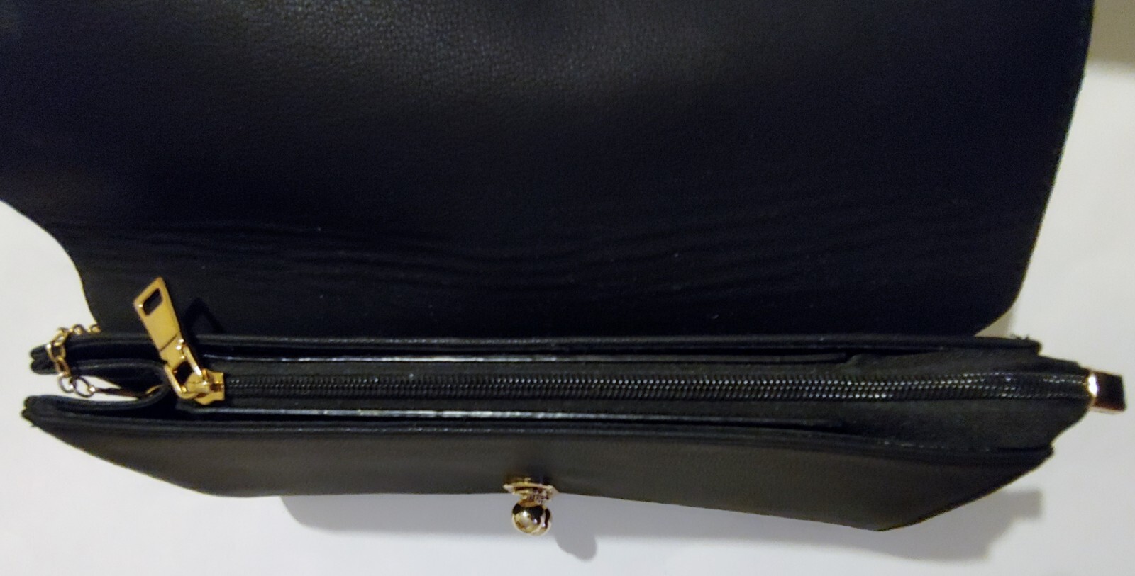 Shoulder Bag Black Faux Leather ( Snap As Shown ) Chain Strap – 12 in x 6 1/4 in