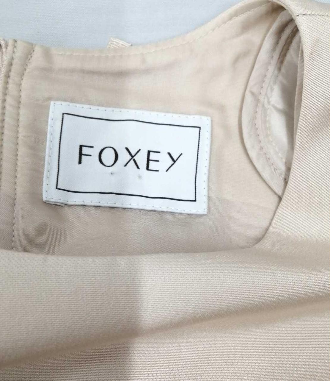 FOTEY 35143 Silk Wool Wrap Dress 38 39″ Length Gray Elegant Vintage