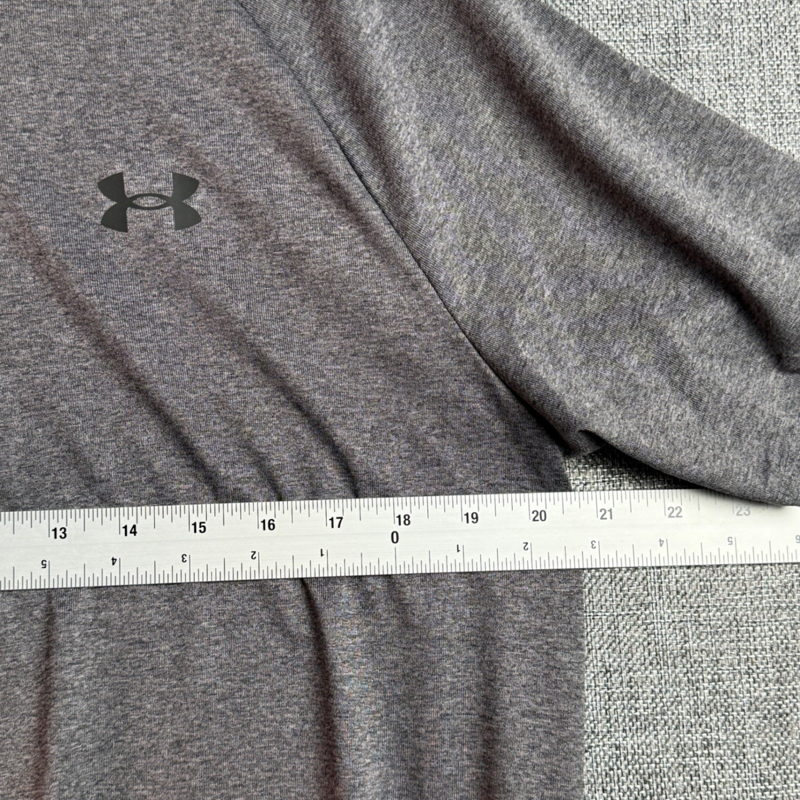Mens Under Armour Tech 2.0 SS Tee Size M Gray-New With Tags