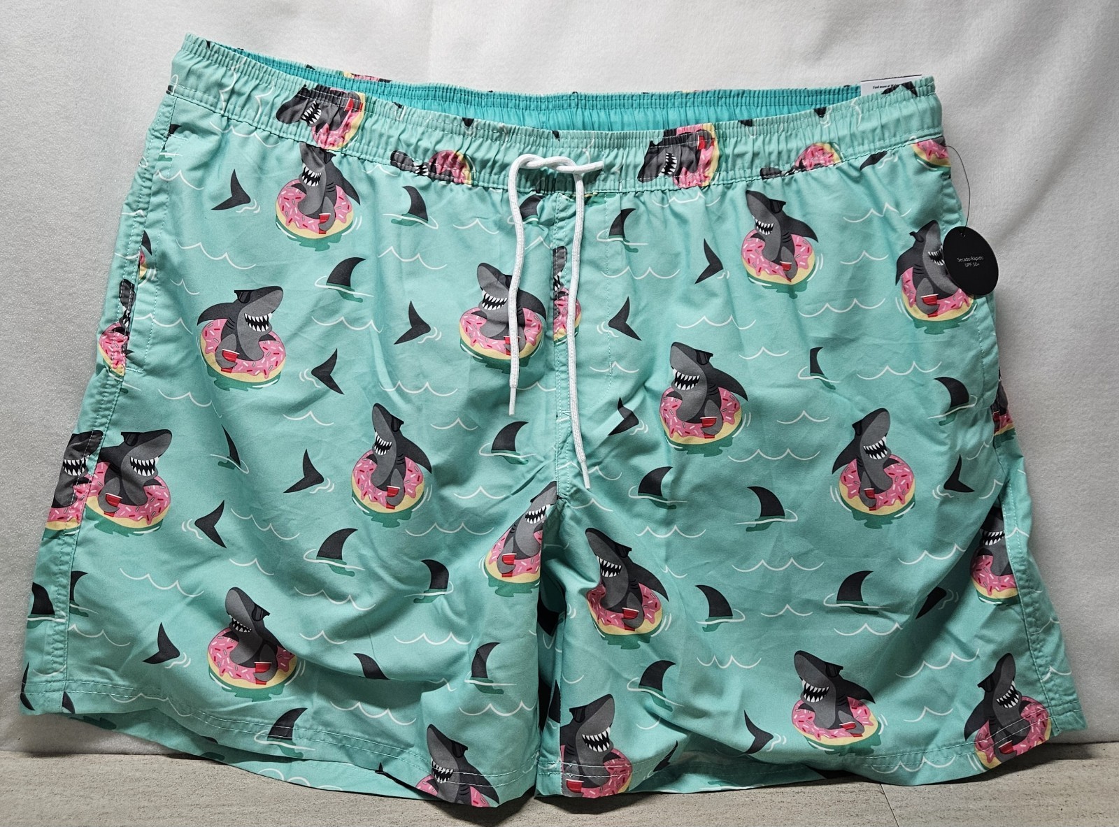 No Boundaries Mens Elastic Waist Swim Trunks Shark & Donut Print Size 2XL(44-46)
