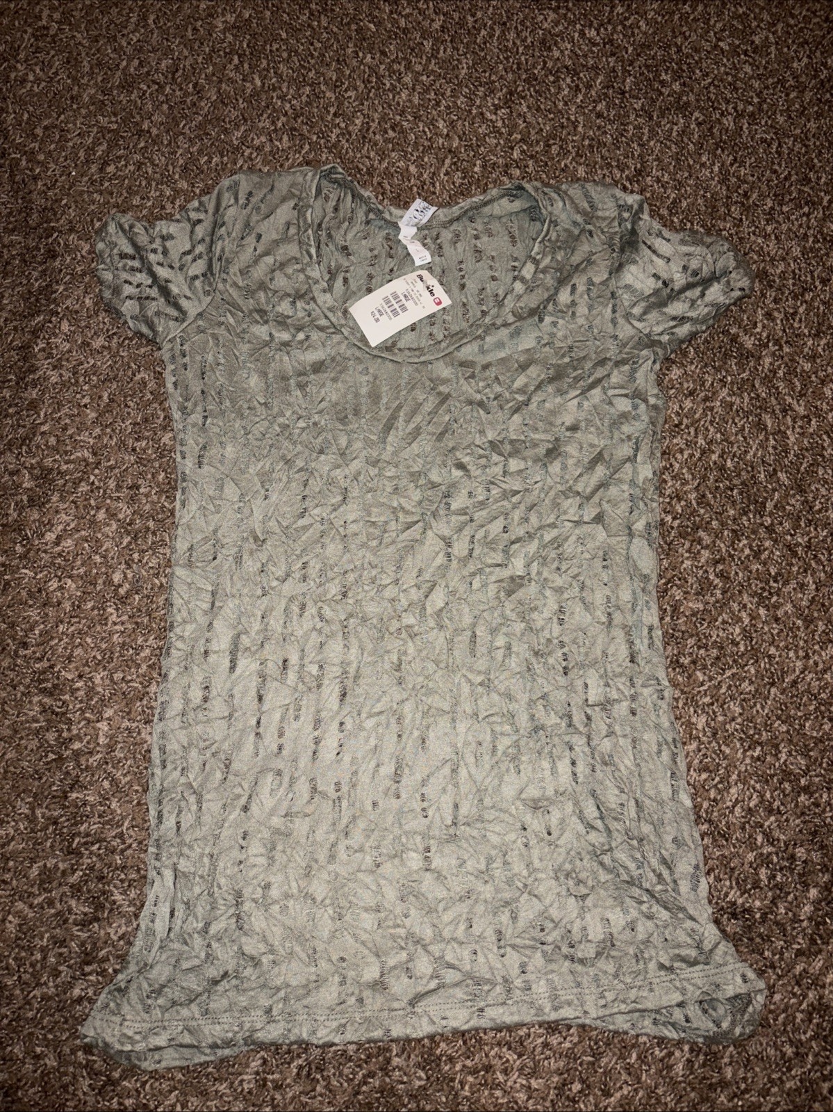 BKE Buckle Women Sage Green Scoopy V-Neck Torn Distressed Short Sleeve Blouse L