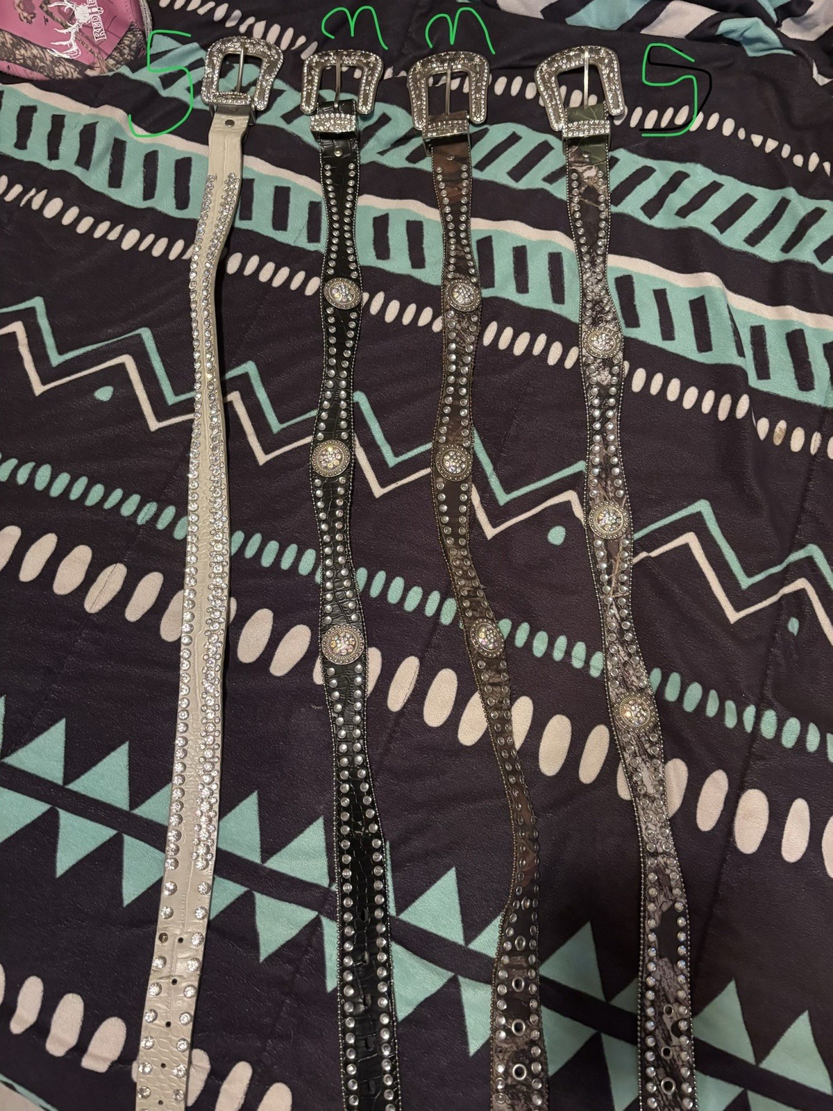 Blazin Roxx Women’s Western Skinny Fashion Belts Lot of 4 Rhinestone Studded