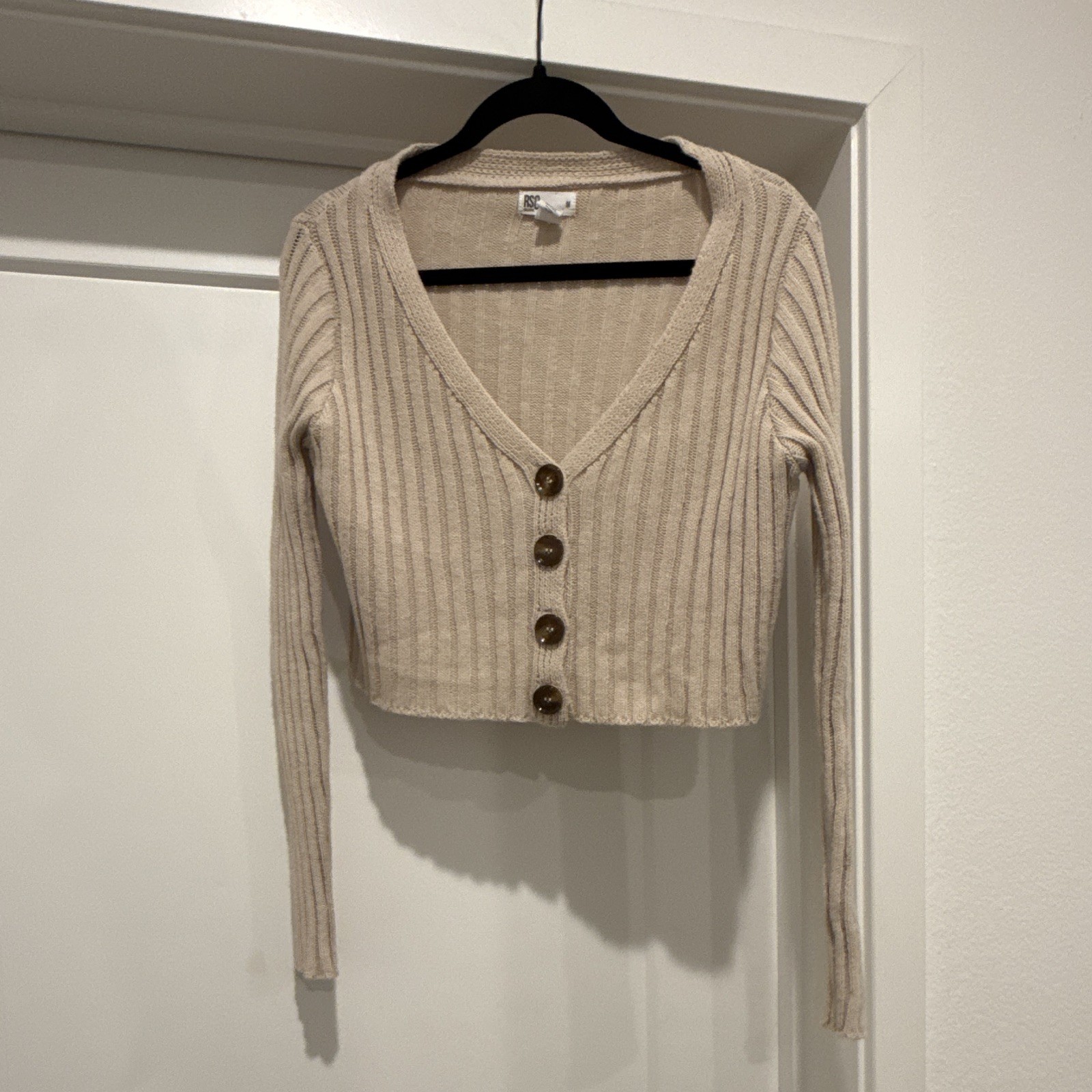 RSQ Women’s Ribbed Knit Cropped Button-Front V-Neck Cardigan Sweater M