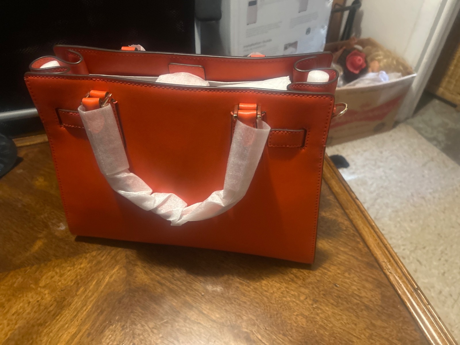 Michael Kors Hamilton Leather Medium Satchel. Shoulder Bag Clay