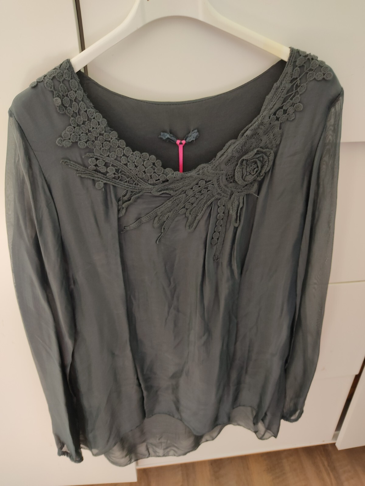 MADE IN ITALY beautiful silk blouse grey up to size 40 42 NEW