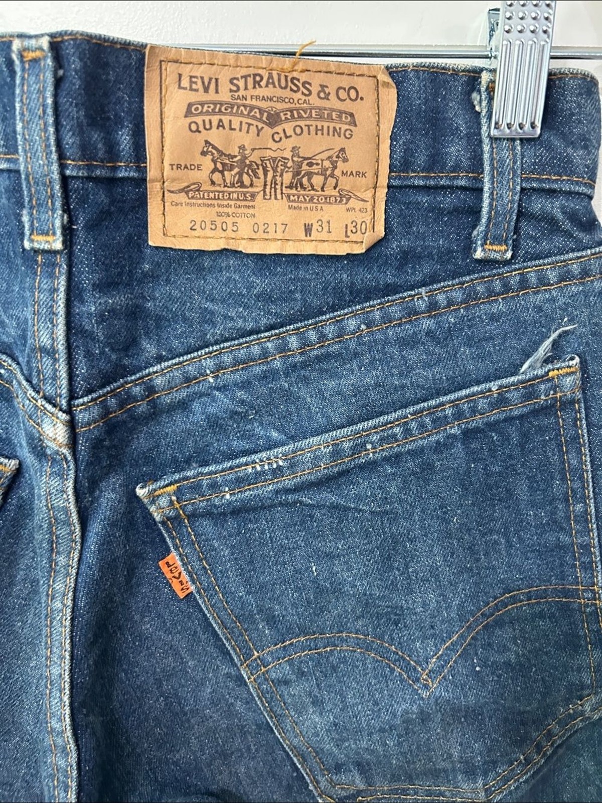 Vintage Levi’s Slim 515 Men’s Jeans in Dark Blue Denim