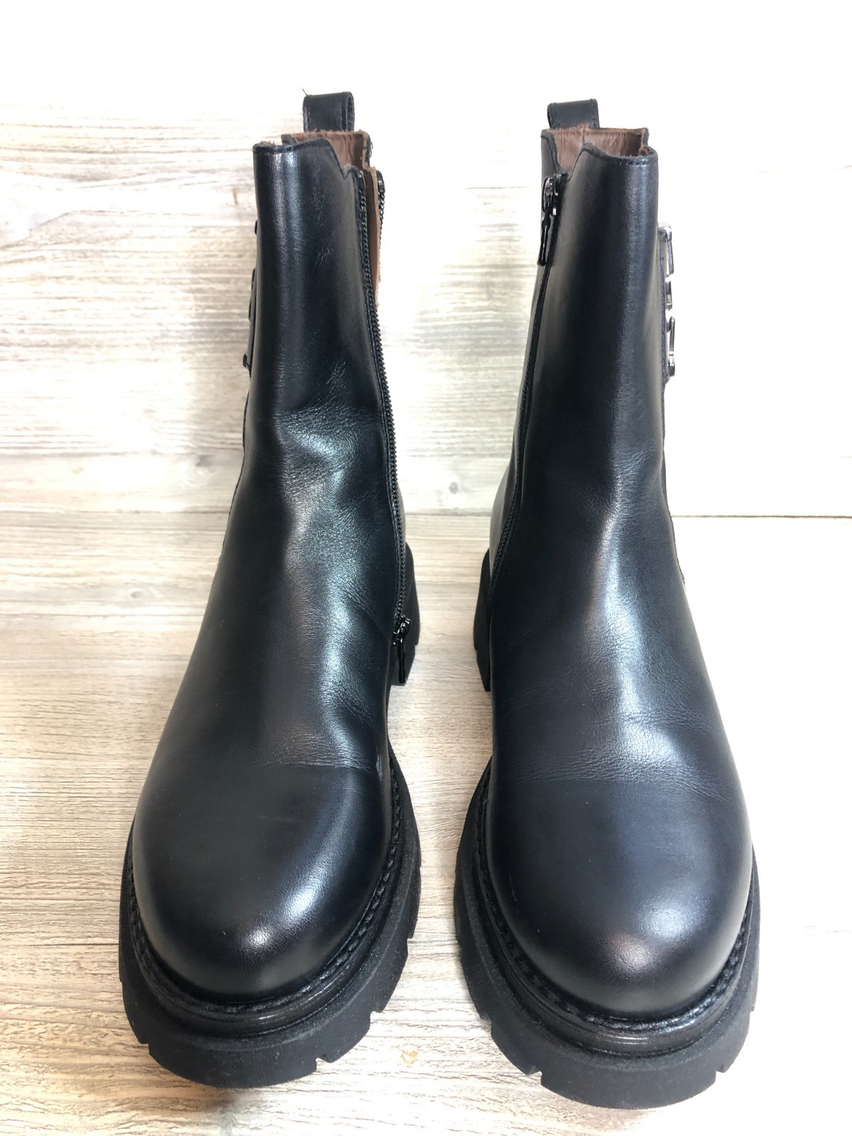 NERO GIARDINI Italian Leather Women Chelsea boots Black Color Sz 39 EU