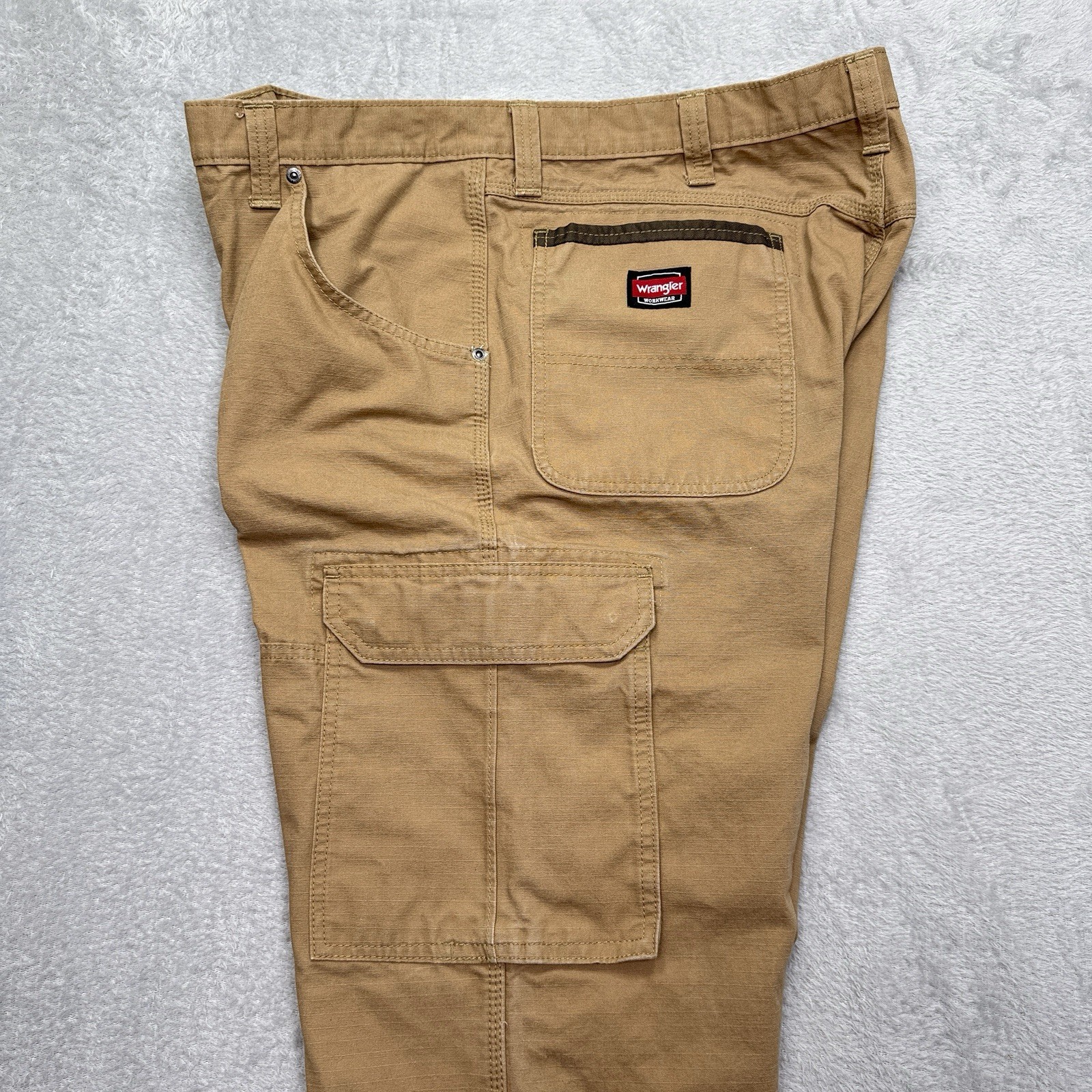 Wrangler Workwear Men’s 38×30 Ripstop Cargo Work Pants Tan Brown Hammer Loop