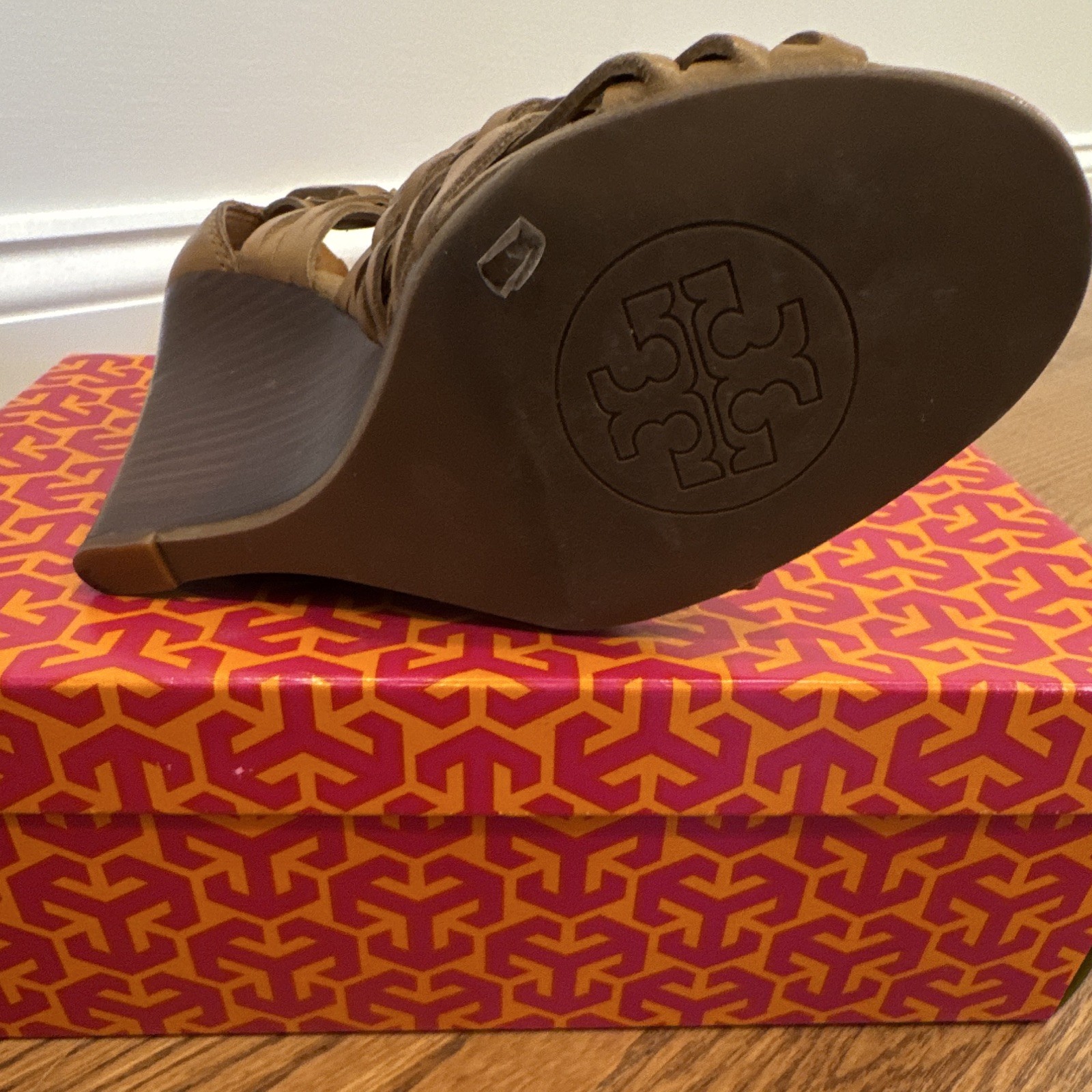 TORY BURCH brown Tan leather woven slingback wedge Sandals size 7