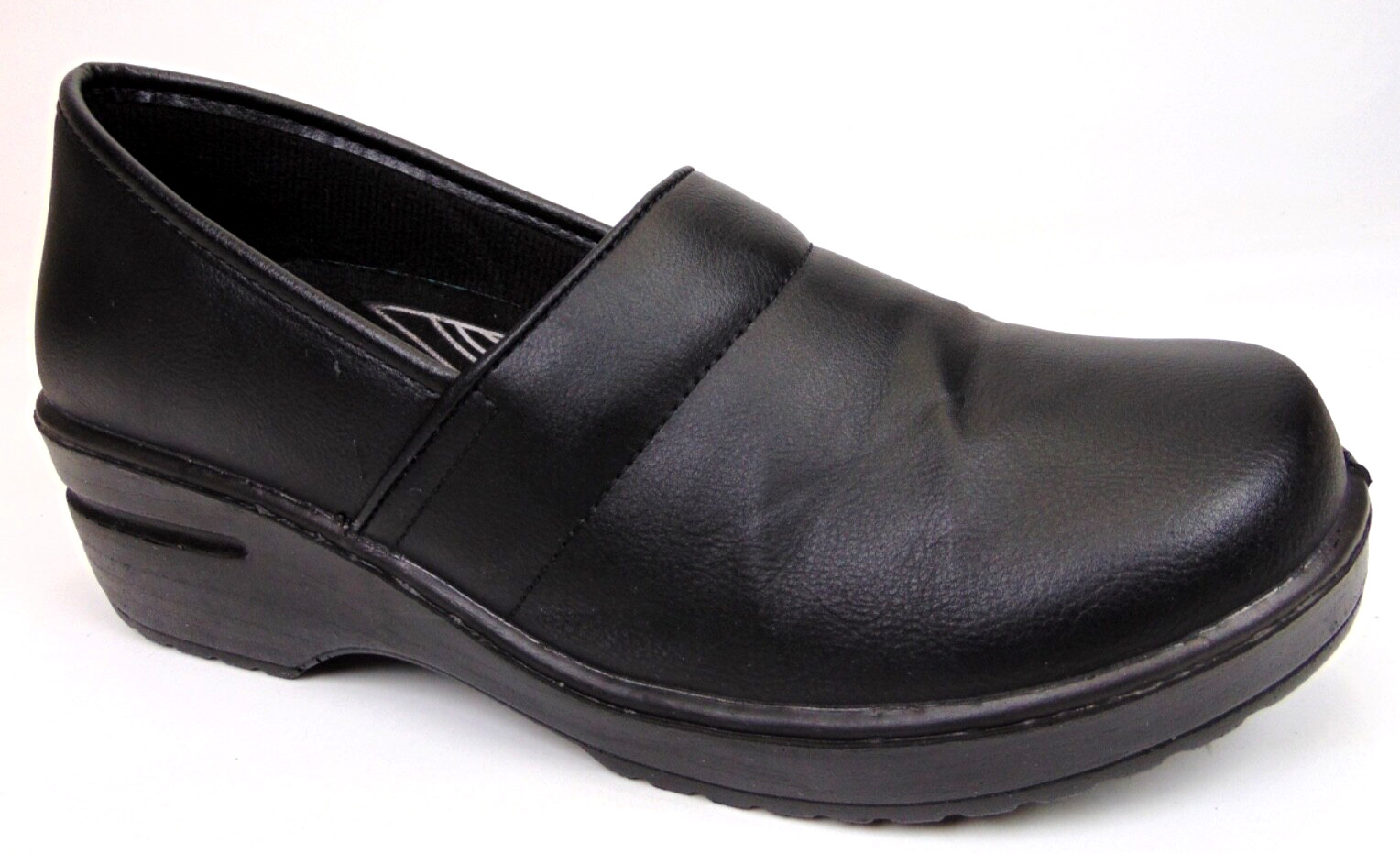 Easy Works Women’s Lyndee Health Care Professional Clogs Shoe Size 8.0 M, Black