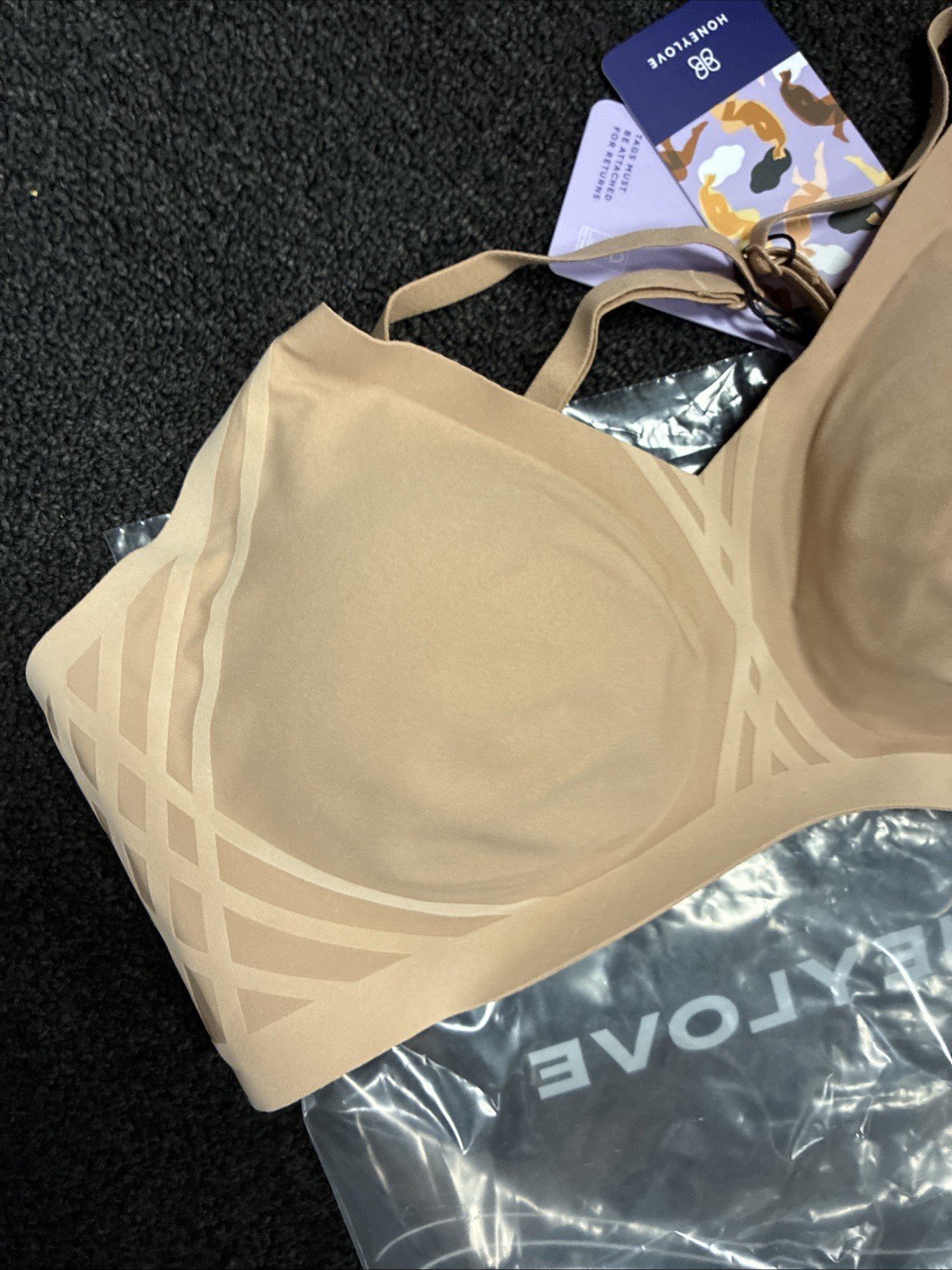 Honey Love Bra Womens SZ Med Sand Wireless Crossover Padded Comfort Women’s New