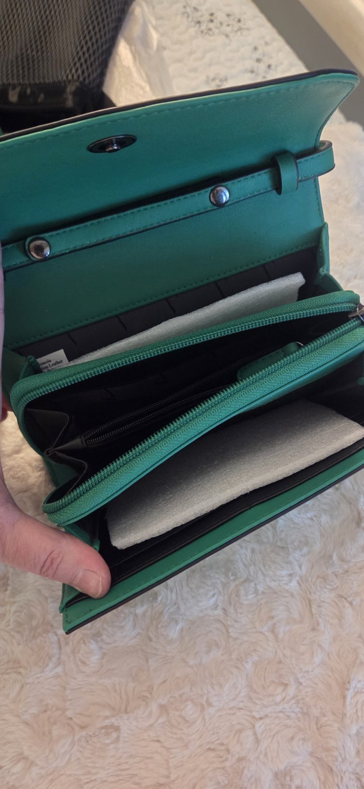 SIMPLY VERA WANG GREEN CROSSBODY HANDBAG