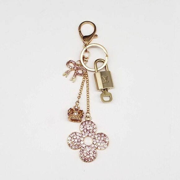 LV Authentic Gold Lock & Key 🔑 Luxury Bag Charm w/ Unbranded Flower Keychain