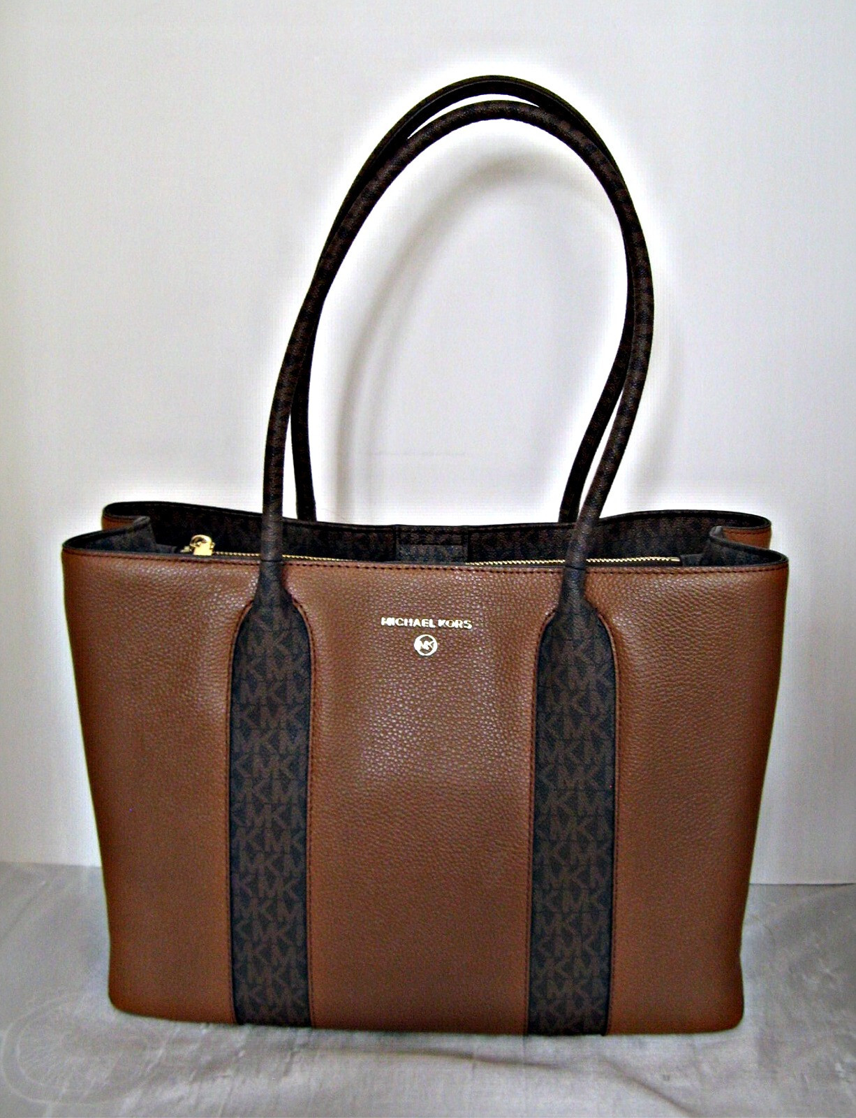 Michael Kors – Austin Large Leather Tote – Luggage