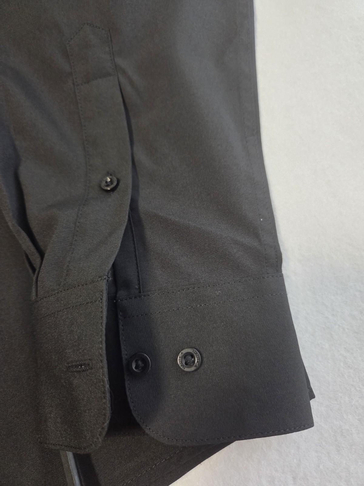 Nautica Slim Fit Performance Dress Shirt Stretch Black Solid XL 17-17 1/2 34/35.