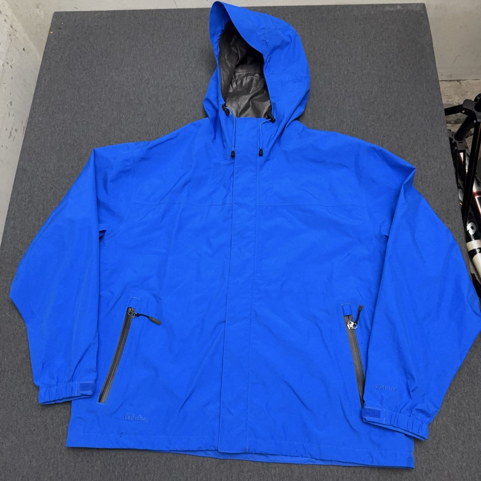 Cabelas Goretex Jacket Men Large Blue Dry Plus Rain Coat Full Zip Hooded READ