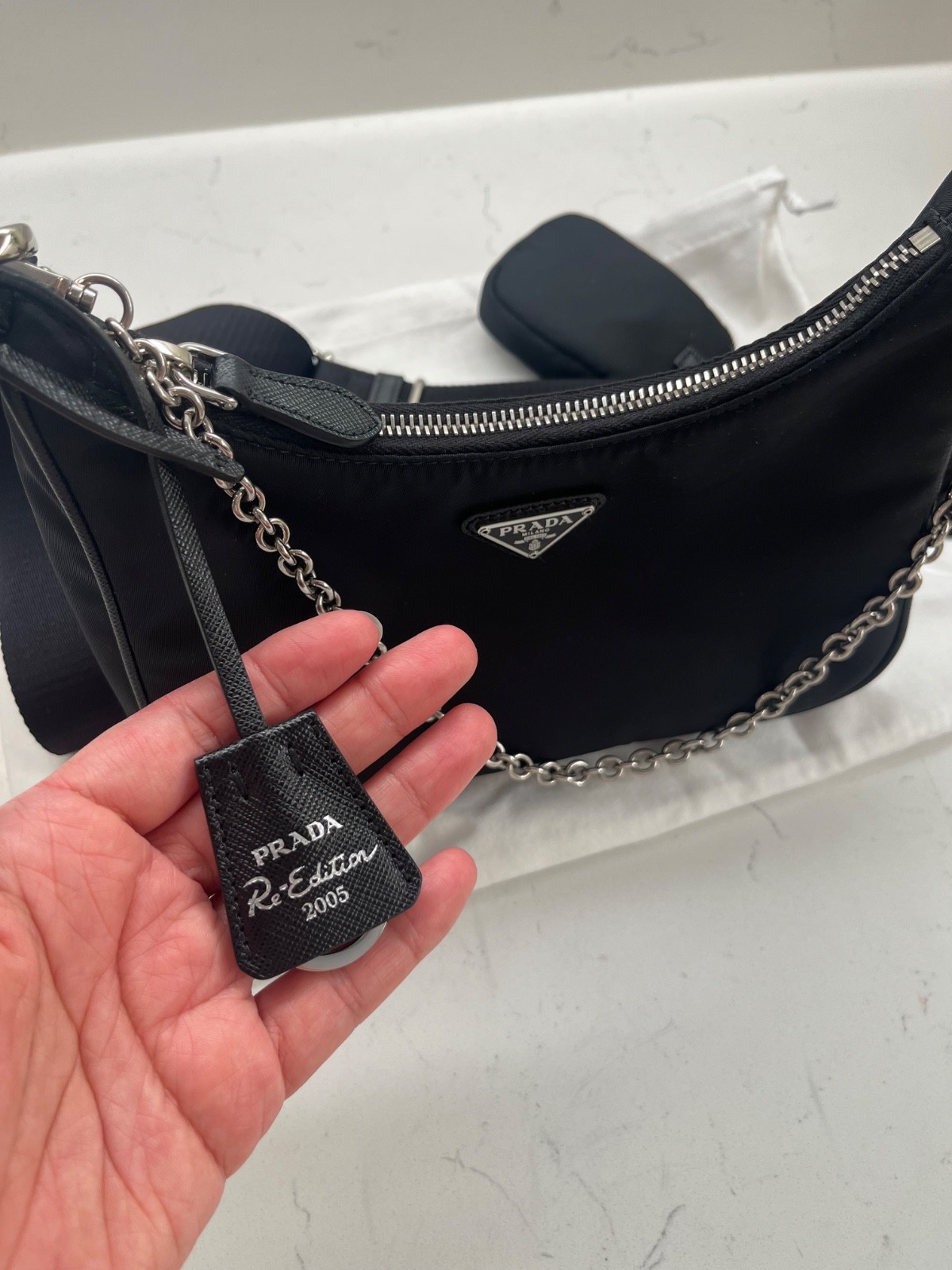 AUTHENTIC PRADA Re-Edition 2005 Nylon Shoulder Bag/Crossbody in Black