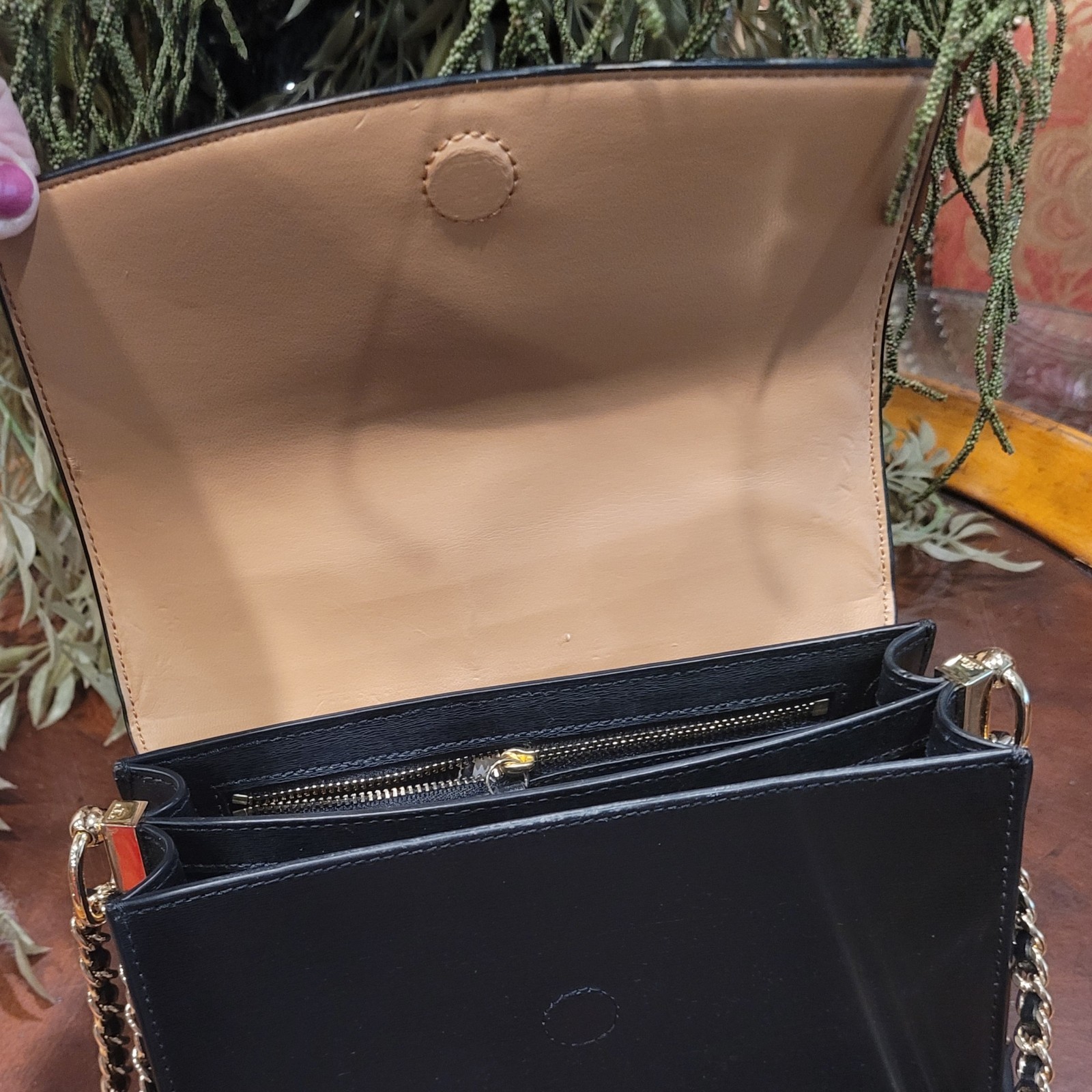 Tory Burch Black Robinson Mini Convertible Shoulder Purse Leather Gold Chain