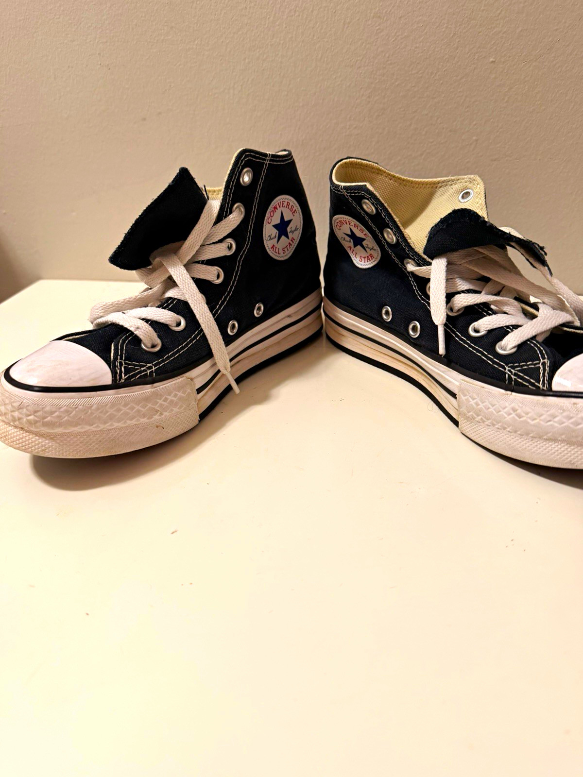 Converse Chuck Taylor All Star High Top Black/White Lace-Up Sneakers