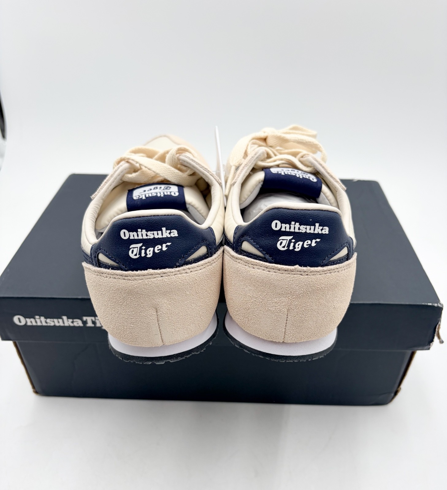 【NEW】Onitsuka Tiger SERRANO Birch/Peacoat Daily Sneaker (US 8) From US