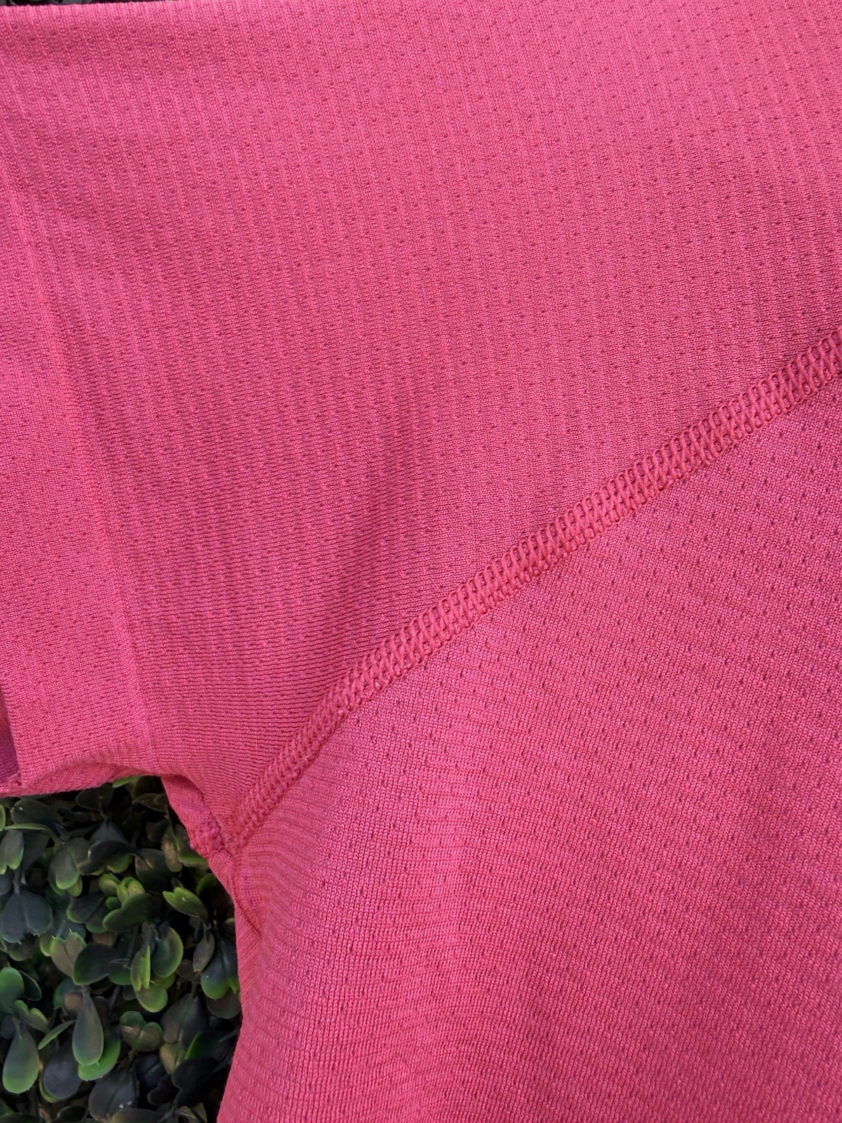 Lululemon Swiftly Tech 2.0 Cropped Tee Pink Womens 6 Short Sleeve Breathable