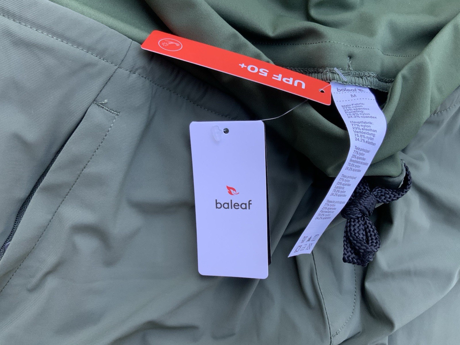 Baleaf Women’s Green UPF 50+ Hiking Jogger Pants Size M New With Tags