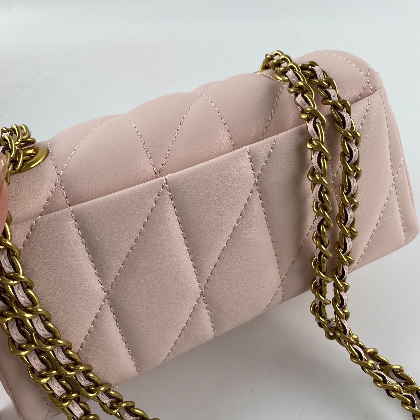 COACH Tabby Shoulder Bag 20 – Quilted CP149 Pink