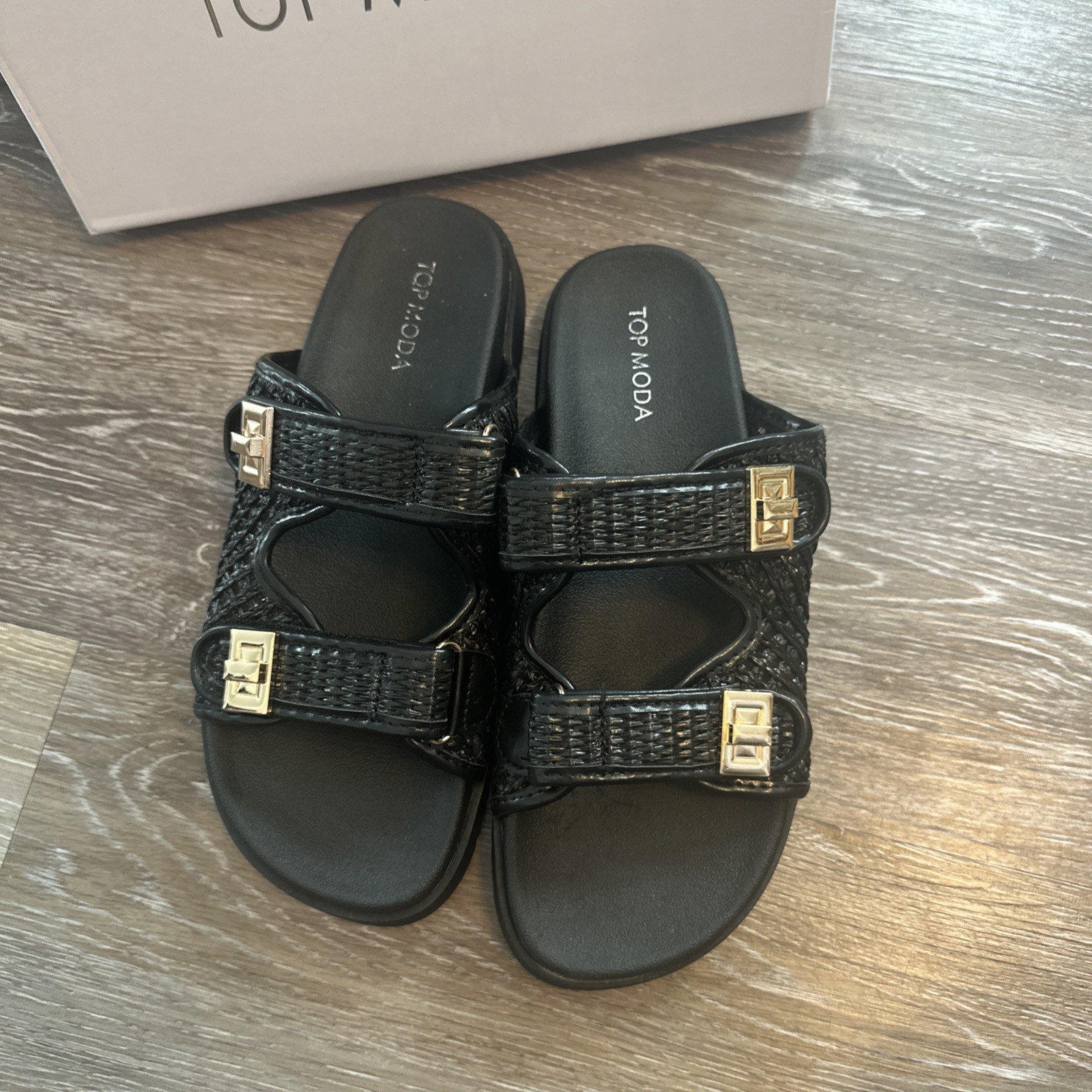 Top Moda Black Raffia Woven Sandals Size 8.5 NEW Lyons-56