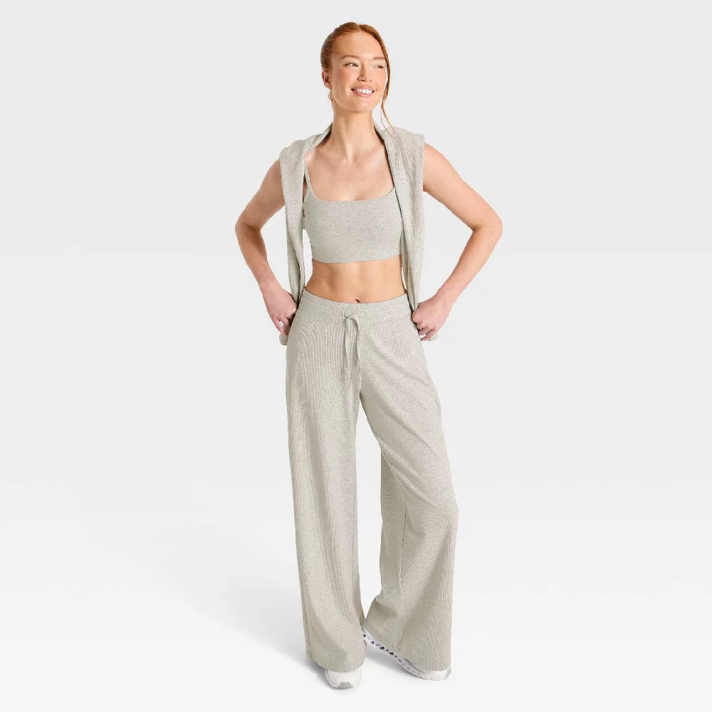Women Ribbed Straight Leg Pants – All In Motion Light Heather Gray
