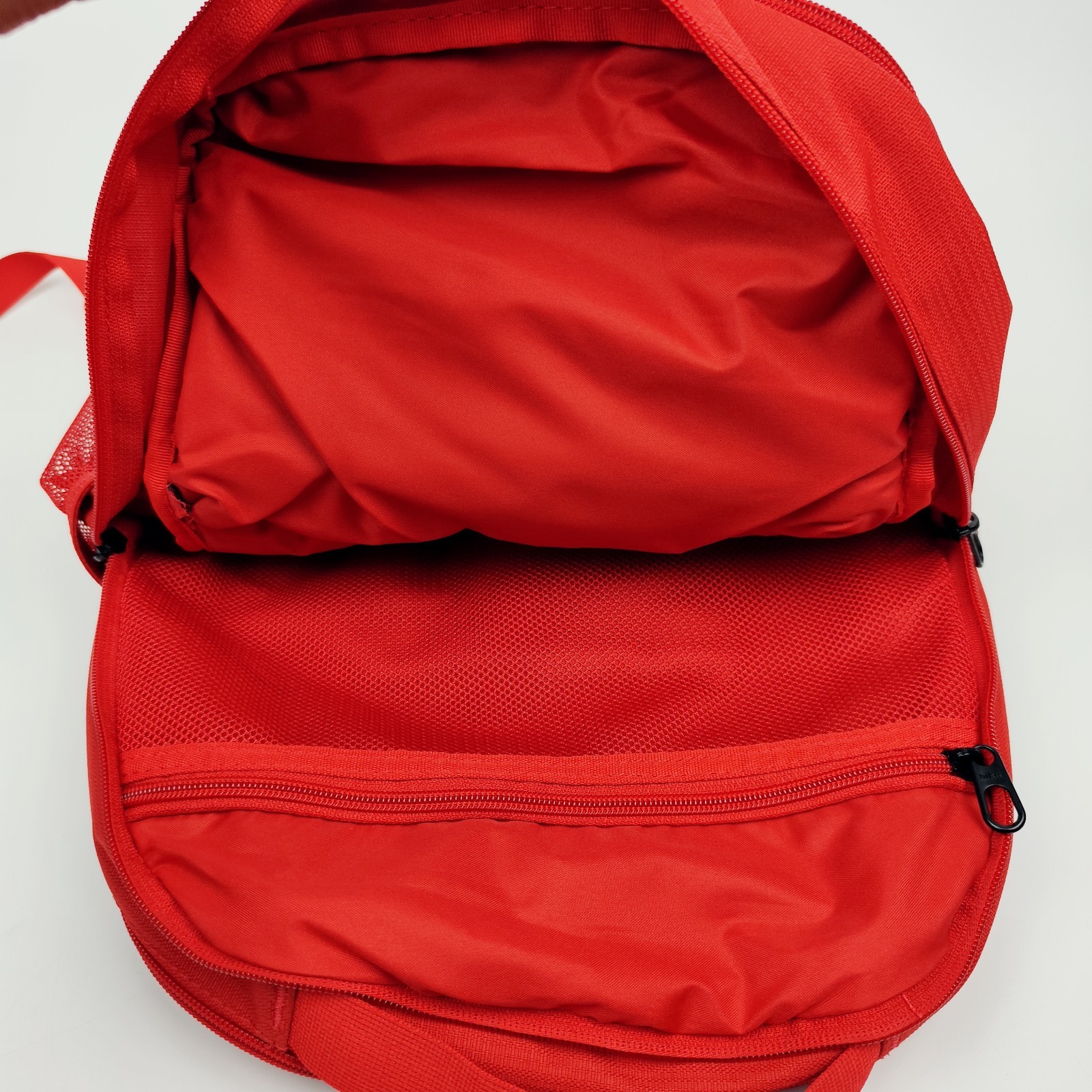 Nike Brasilia 9.5 Training Backpack (Medium, 24L) – Red (Used)