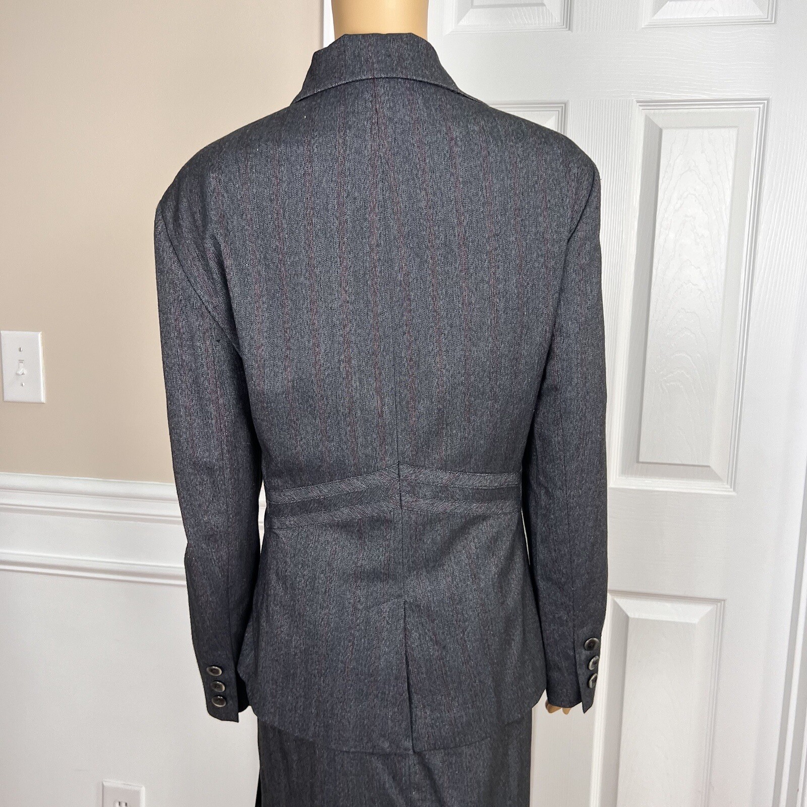 Larry Levine Polyester Rayon Stretch Skirt Suit Size 18 Charcoal Gray 2PC New